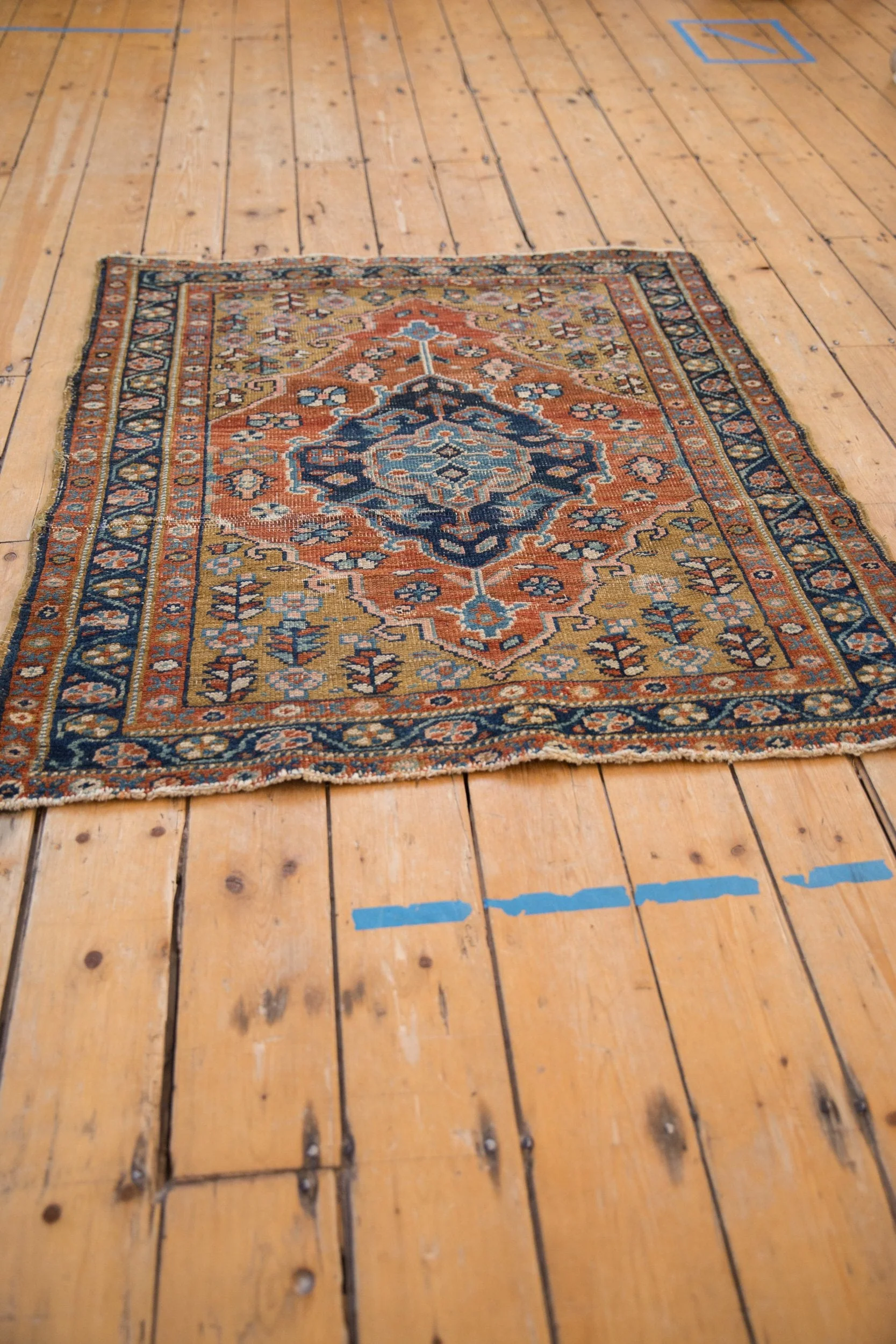 3.5x4 Vintage Heriz Square Rug - Image 3