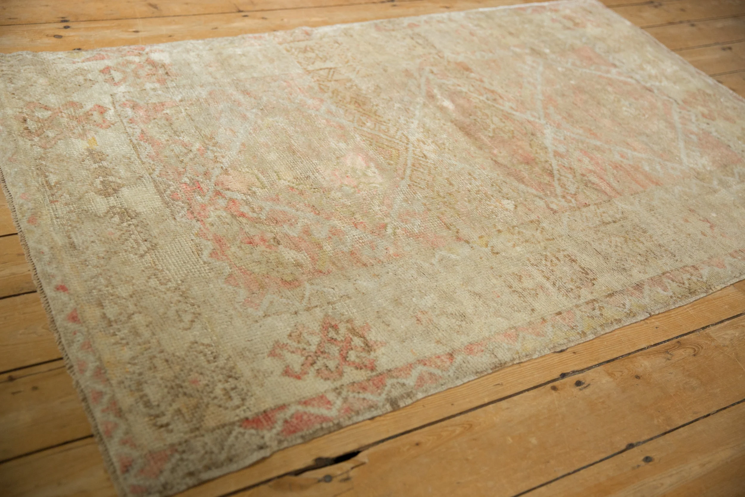 3.5x5.5 Vintage Distressed Anatolian Rug - Image 6