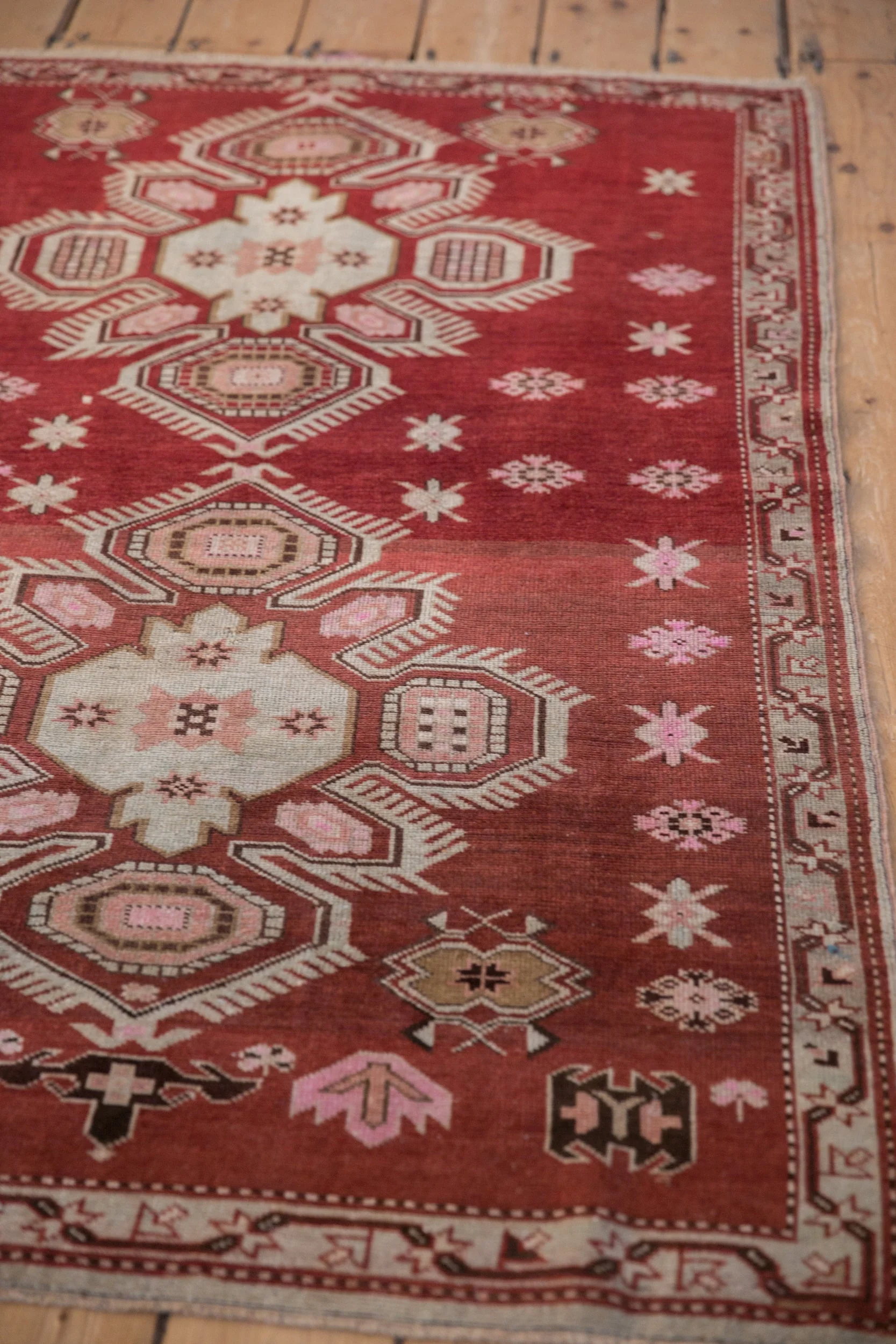 3.5x5.5 Vintage Distressed Caucasian Rug - Image 5
