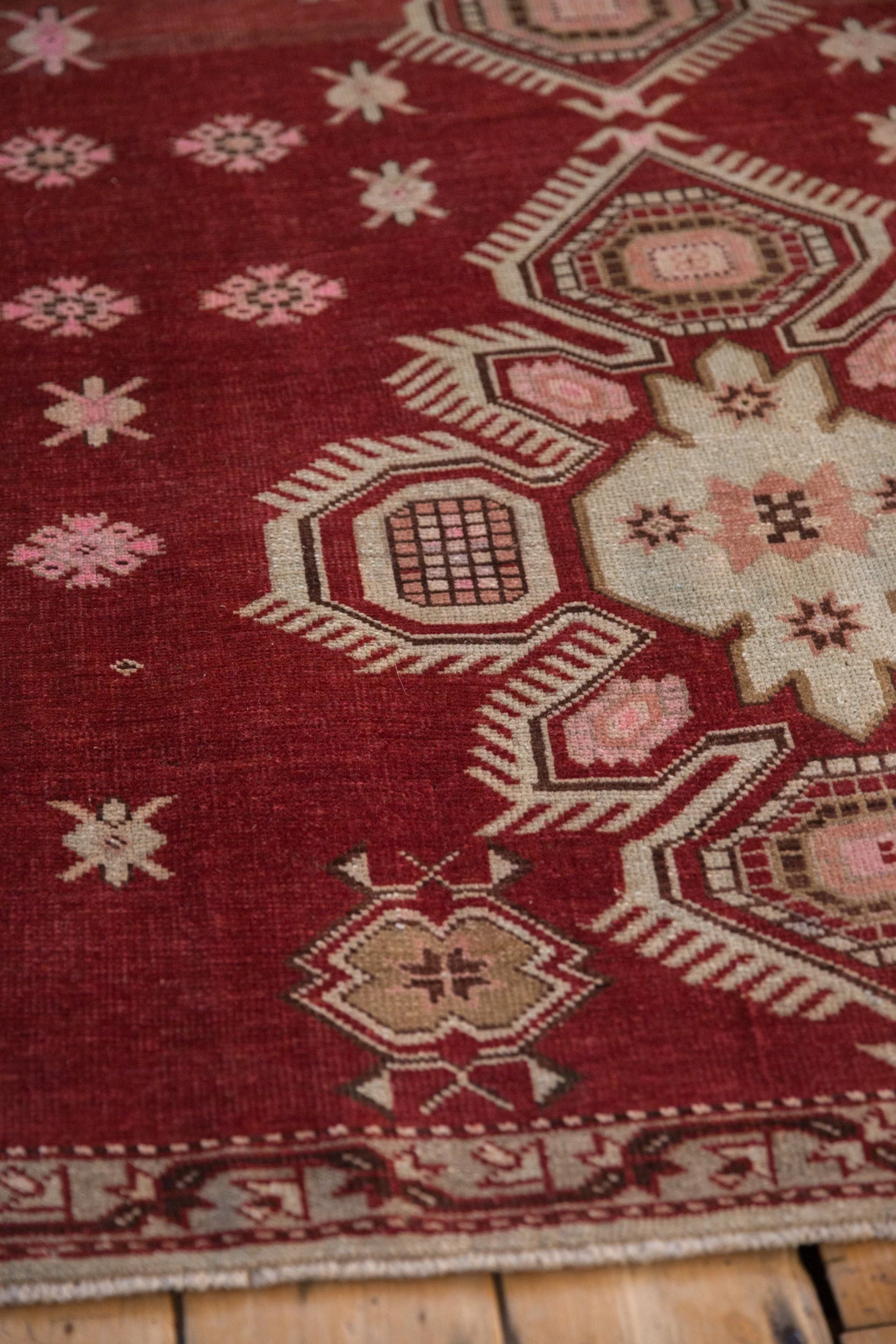 3.5x5.5 Vintage Distressed Caucasian Rug - Image 7
