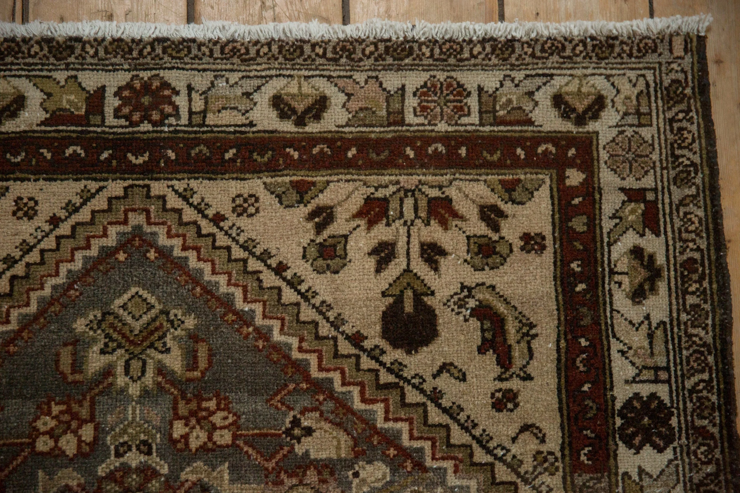 3.5x5.5 Vintage Distressed Hamadan Rug - Image 3