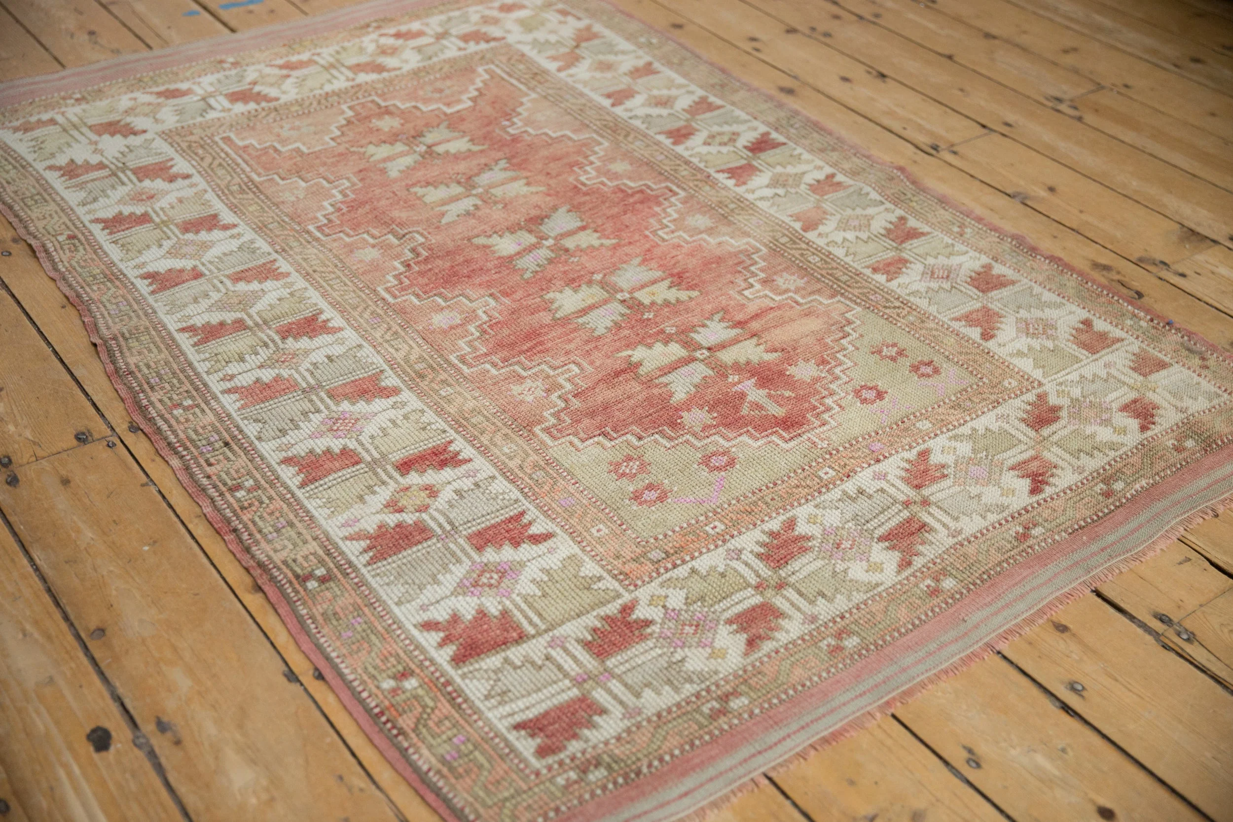 3.5x5.5 Vintage Distressed Melas Rug - Image 4