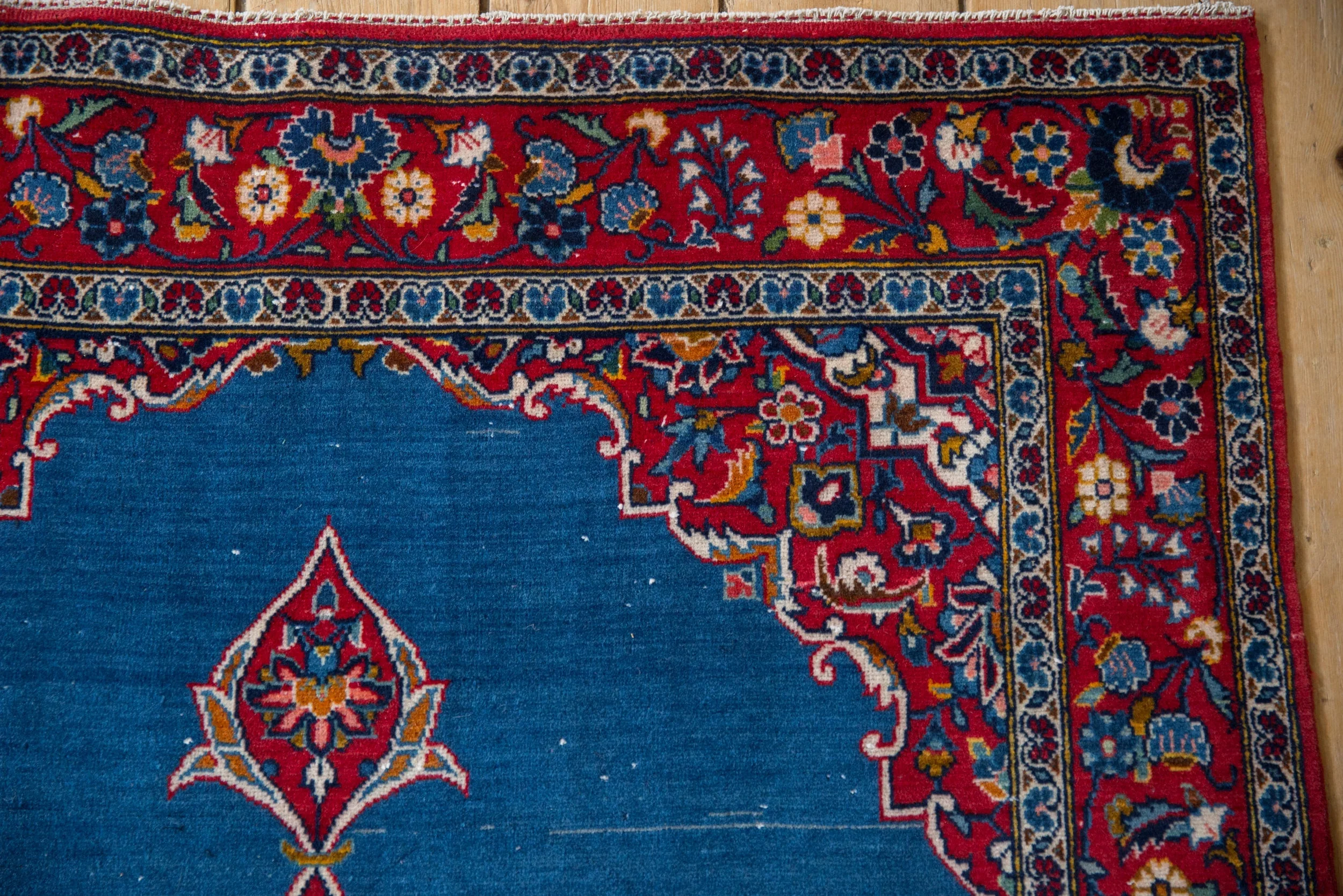 3.5x5.5 Vintage Fine Kashan Rug - Image 3