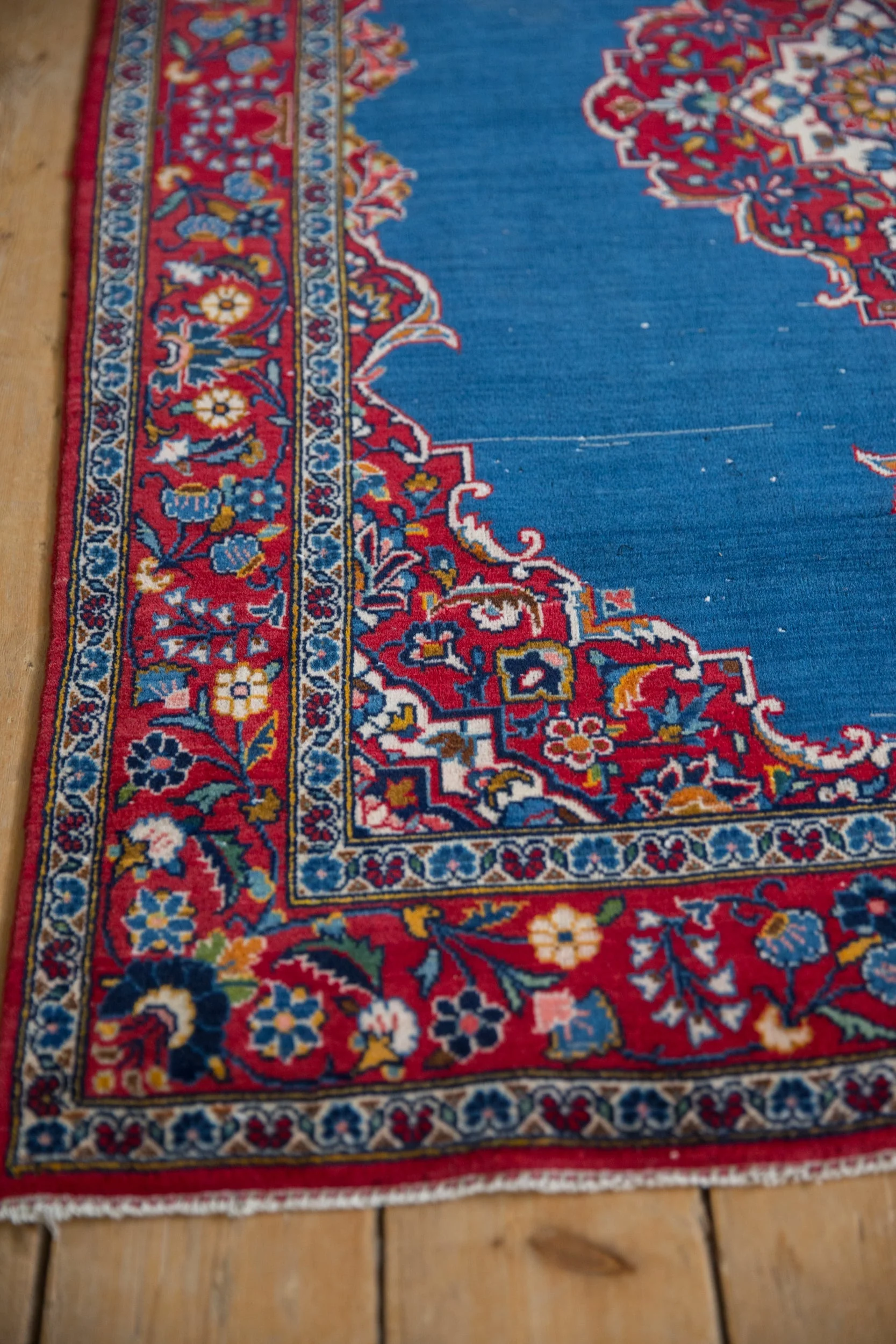3.5x5.5 Vintage Fine Kashan Rug - Image 5
