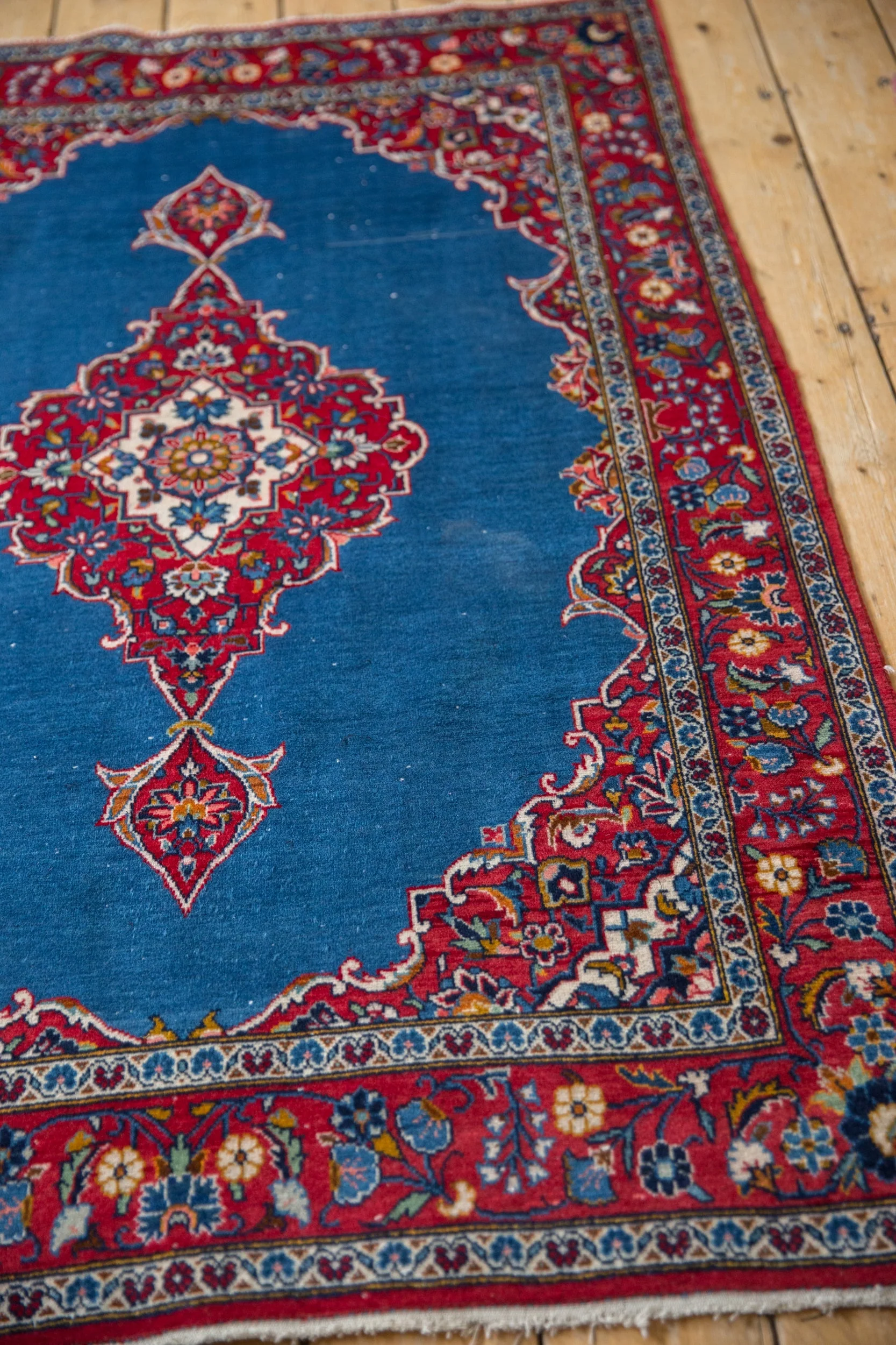 3.5x5.5 Vintage Fine Kashan Rug - Image 7