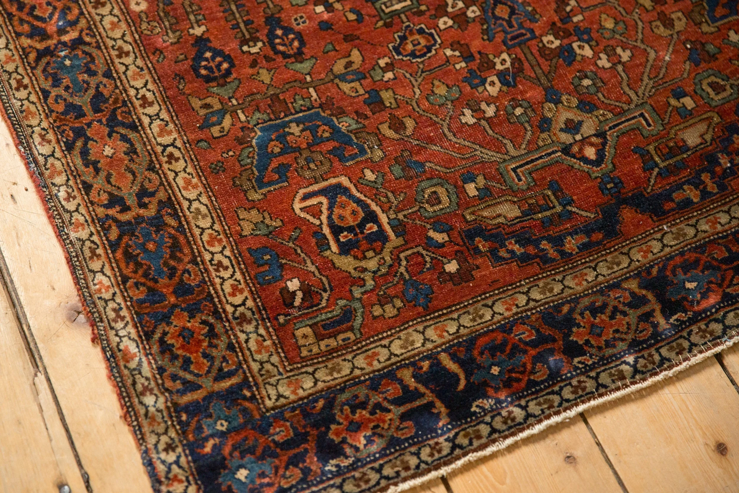 3.5x5 Antique Farahan Sarouk Rug - Image 8