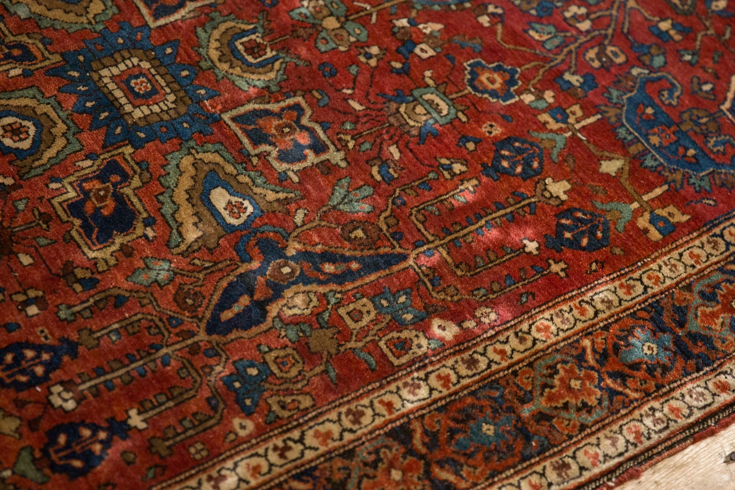 3.5x5 Antique Farahan Sarouk Rug - Image 9