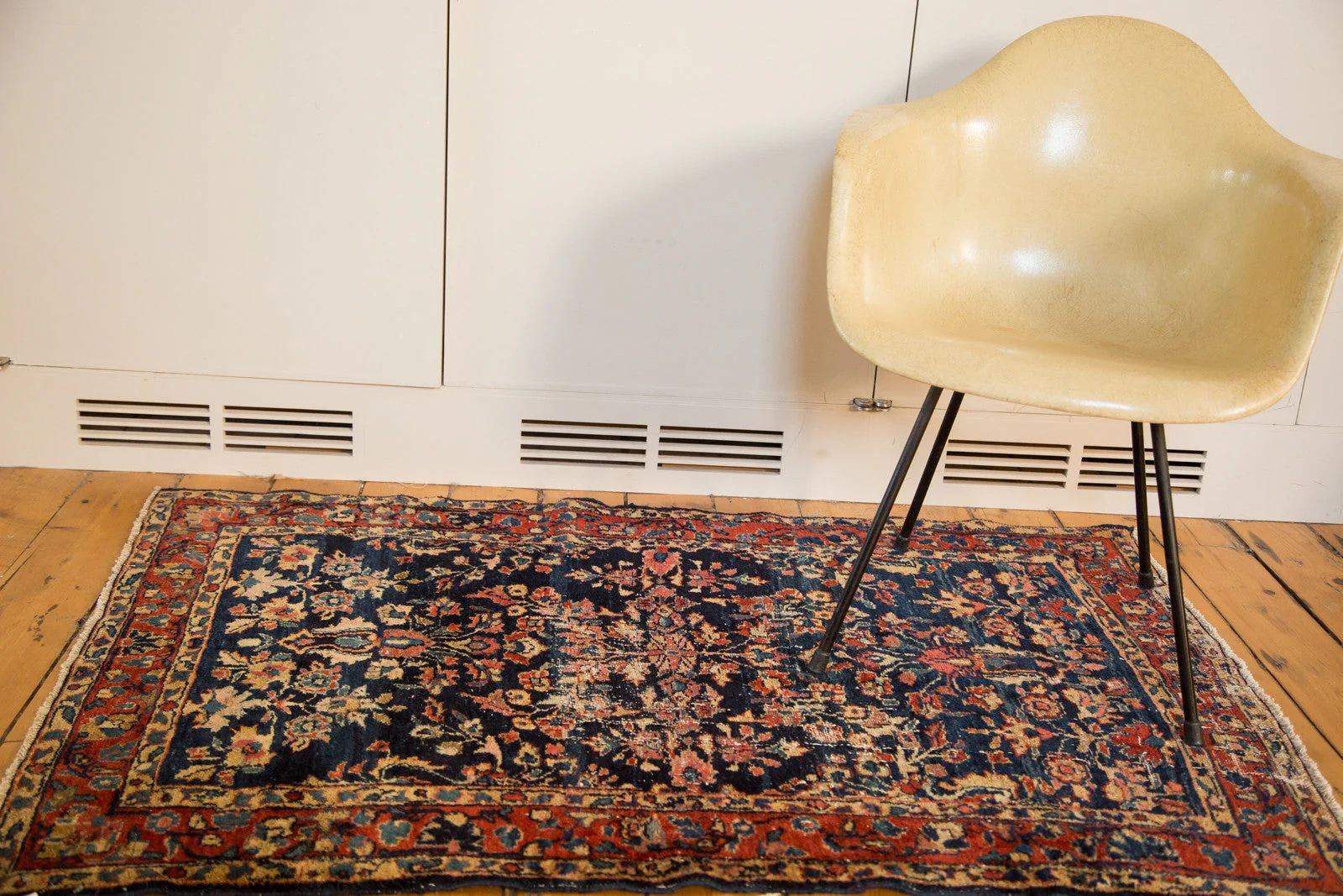 3.5x5 Vintage Distressed Fine Bibikabad Rug - Image 2
