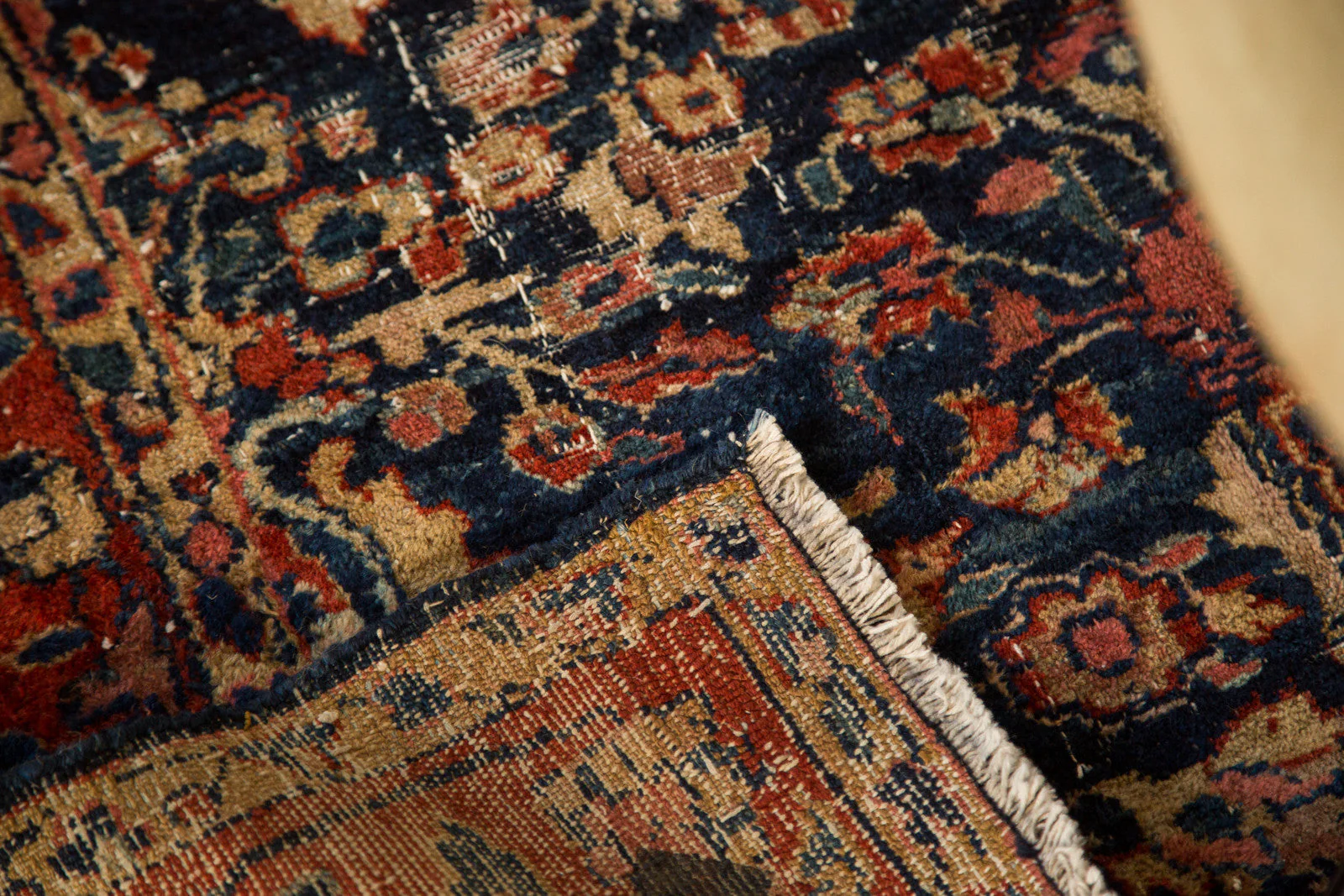 3.5x5 Vintage Distressed Fine Bibikabad Rug - Image 5