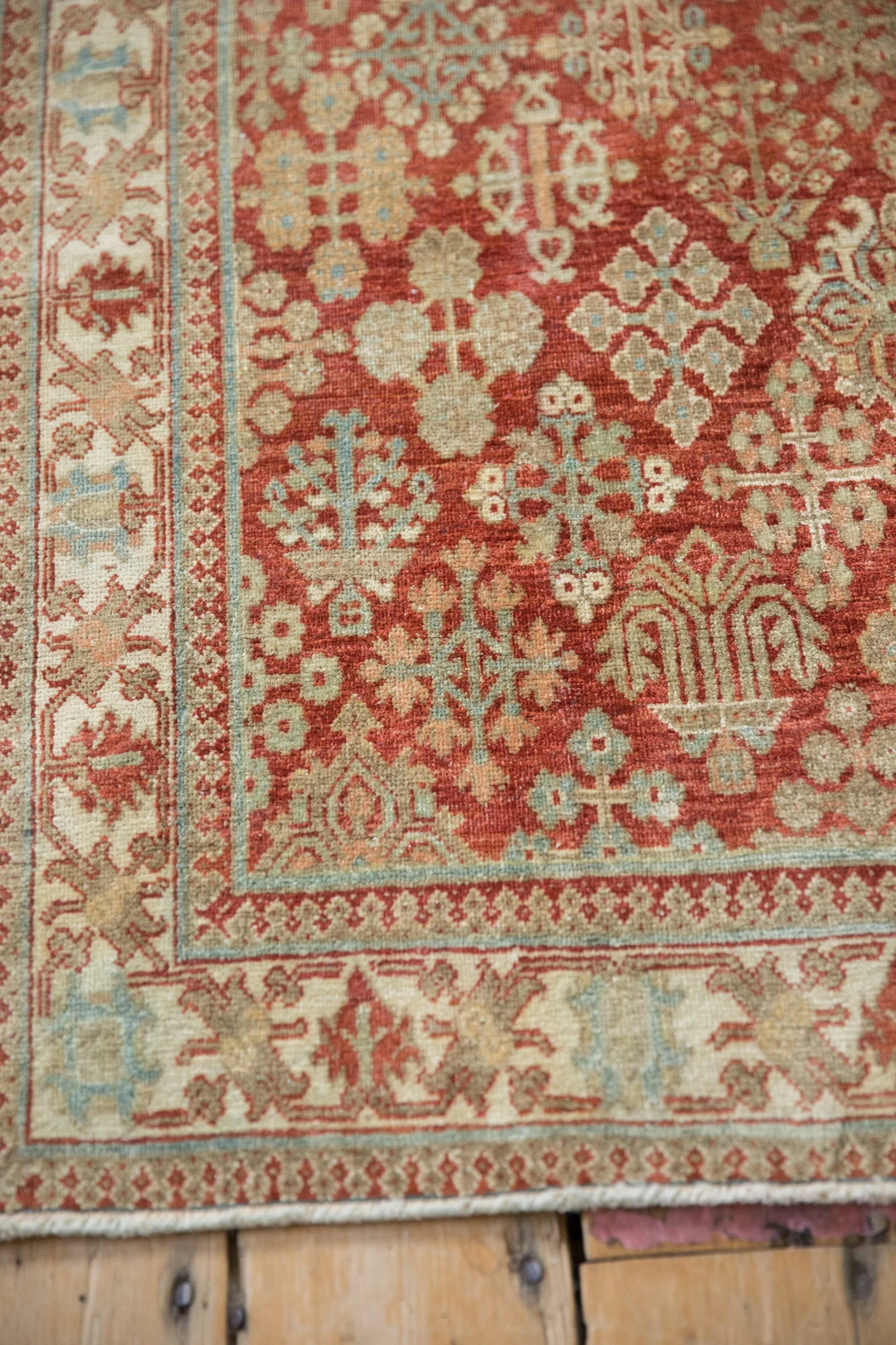 3.5x5 Vintage Distressed Joshegan Rug - Image 8