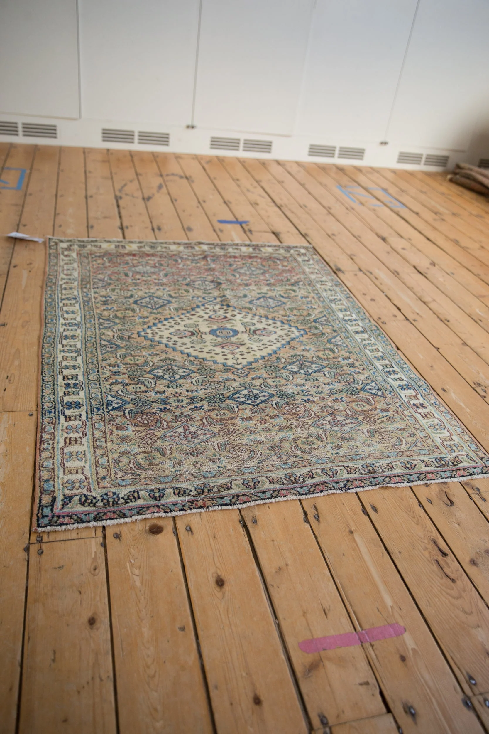 3.5x5 Vintage Distressed Khorassan Rug - Image 3