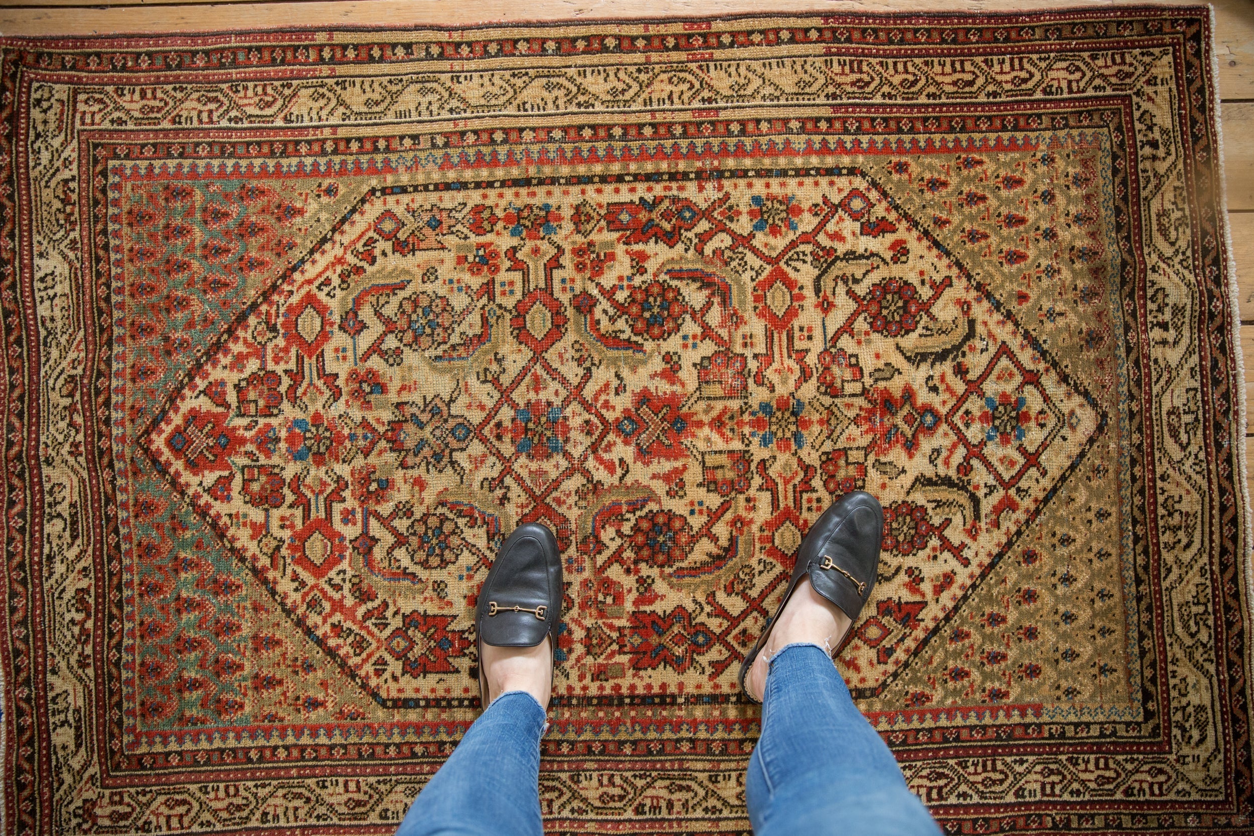 3.5x5 Vintage Distressed Serbend Rug - Image 2