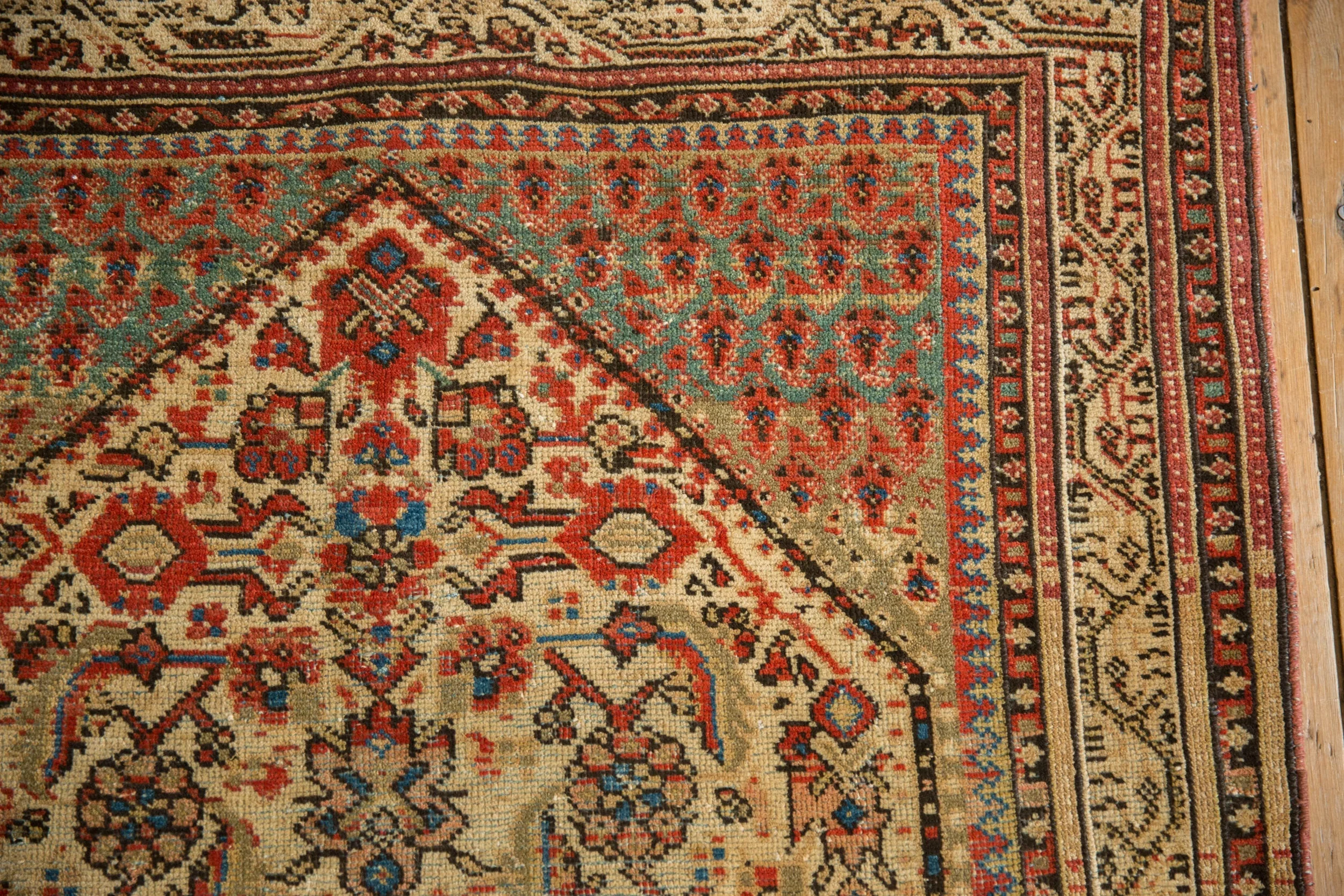 3.5x5 Vintage Distressed Serbend Rug - Image 5
