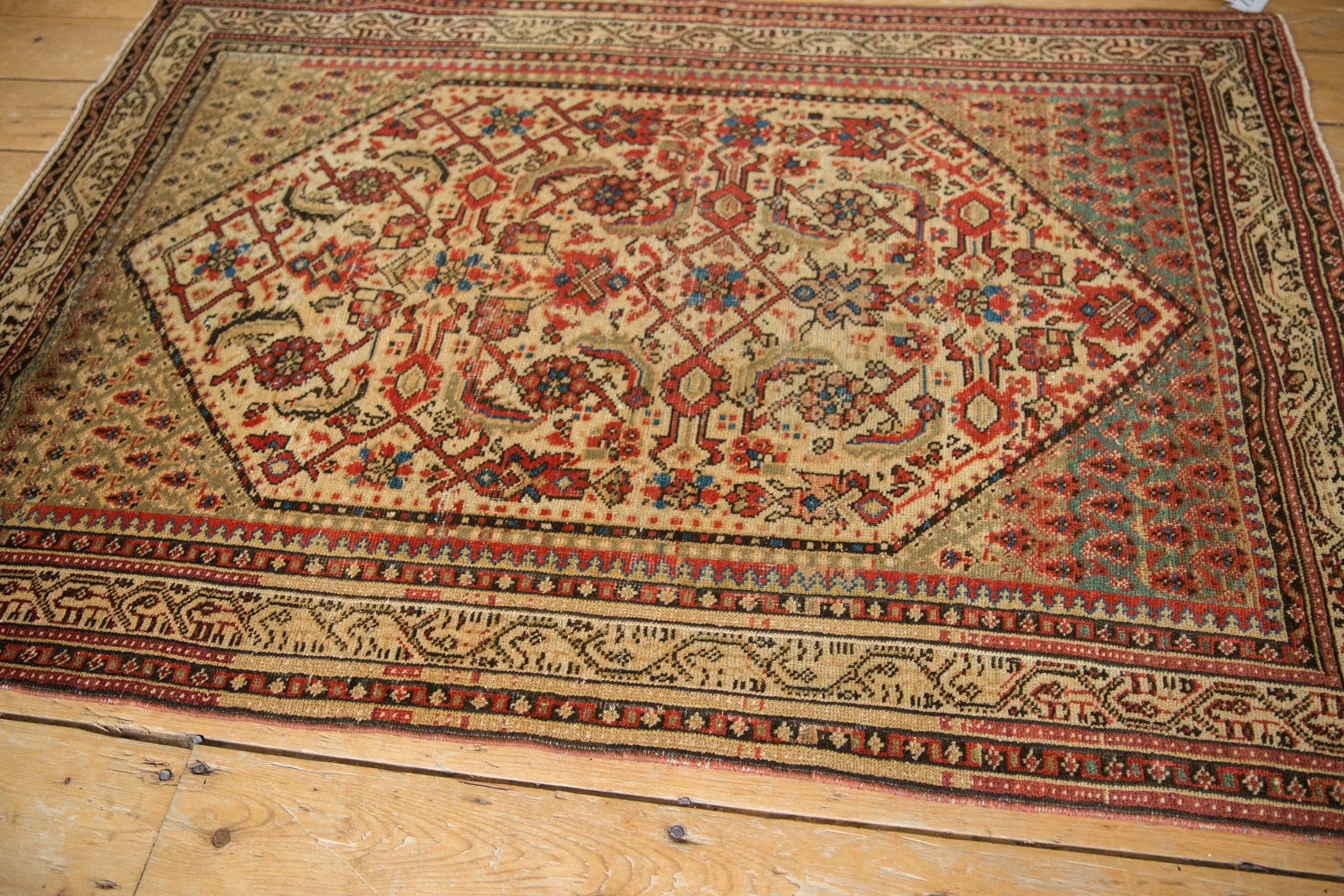 3.5x5 Vintage Distressed Serbend Rug - Image 7