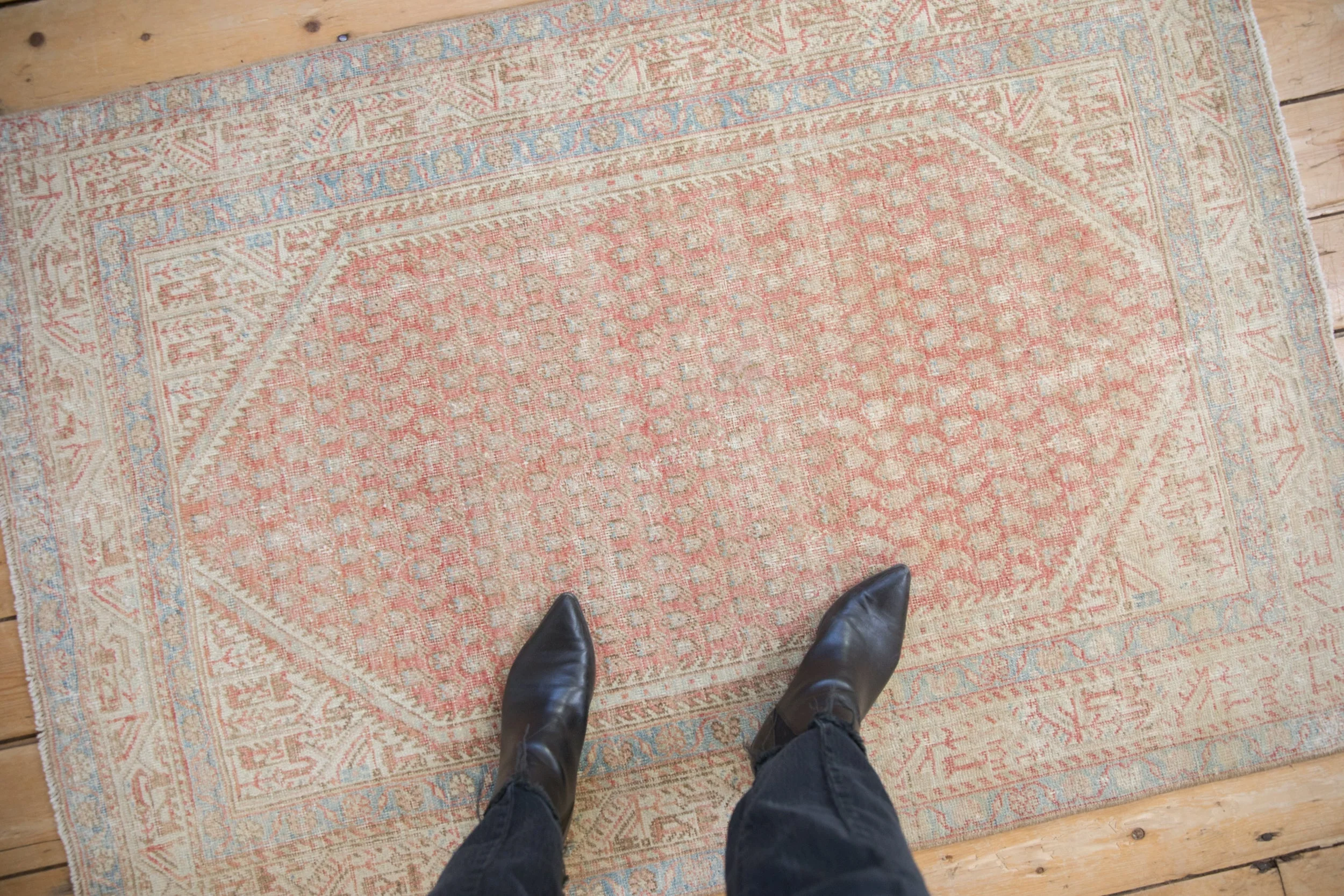 3.5x5 Vintage Distressed Serbend Rug - Image 2