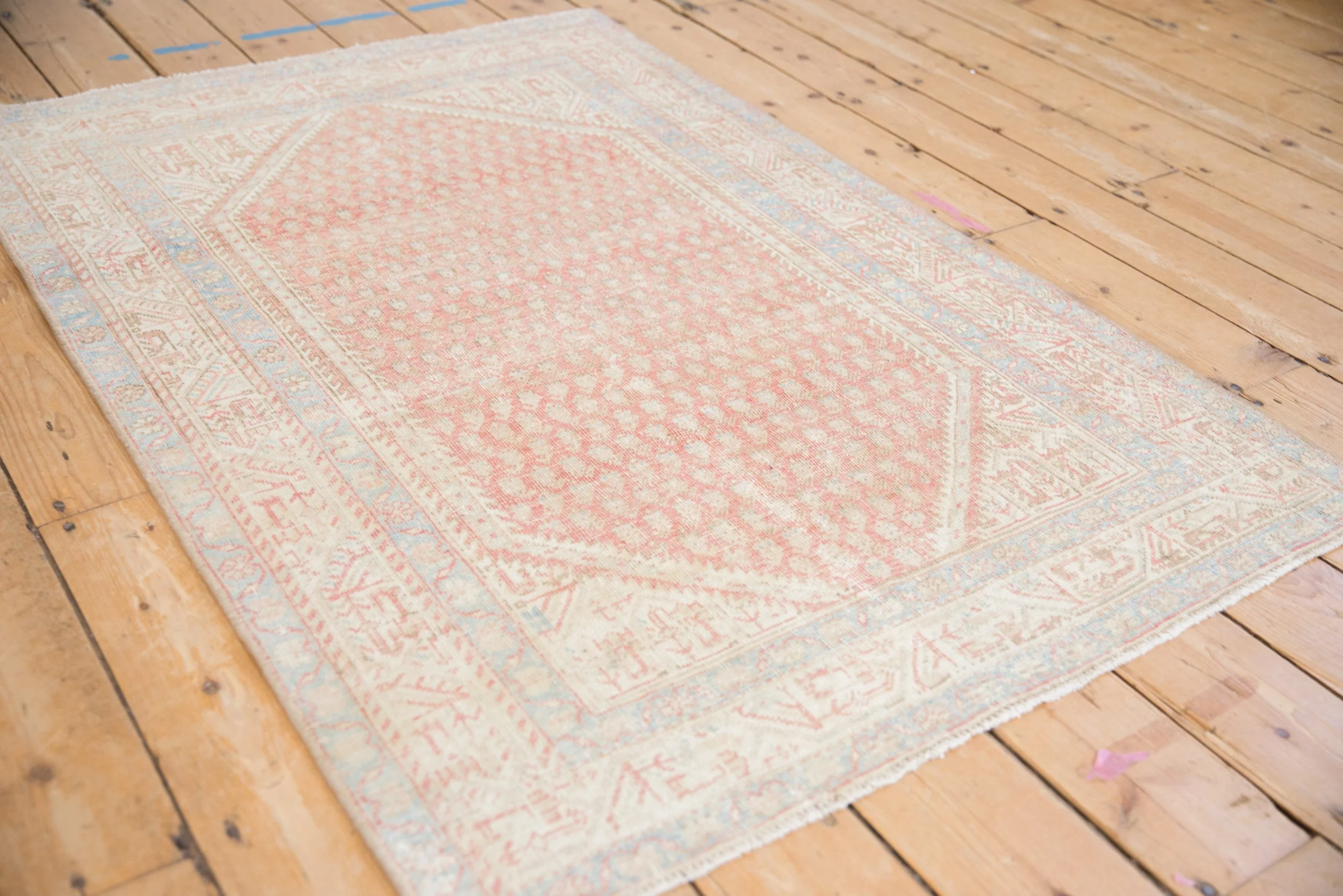 3.5x5 Vintage Distressed Serbend Rug - Image 5