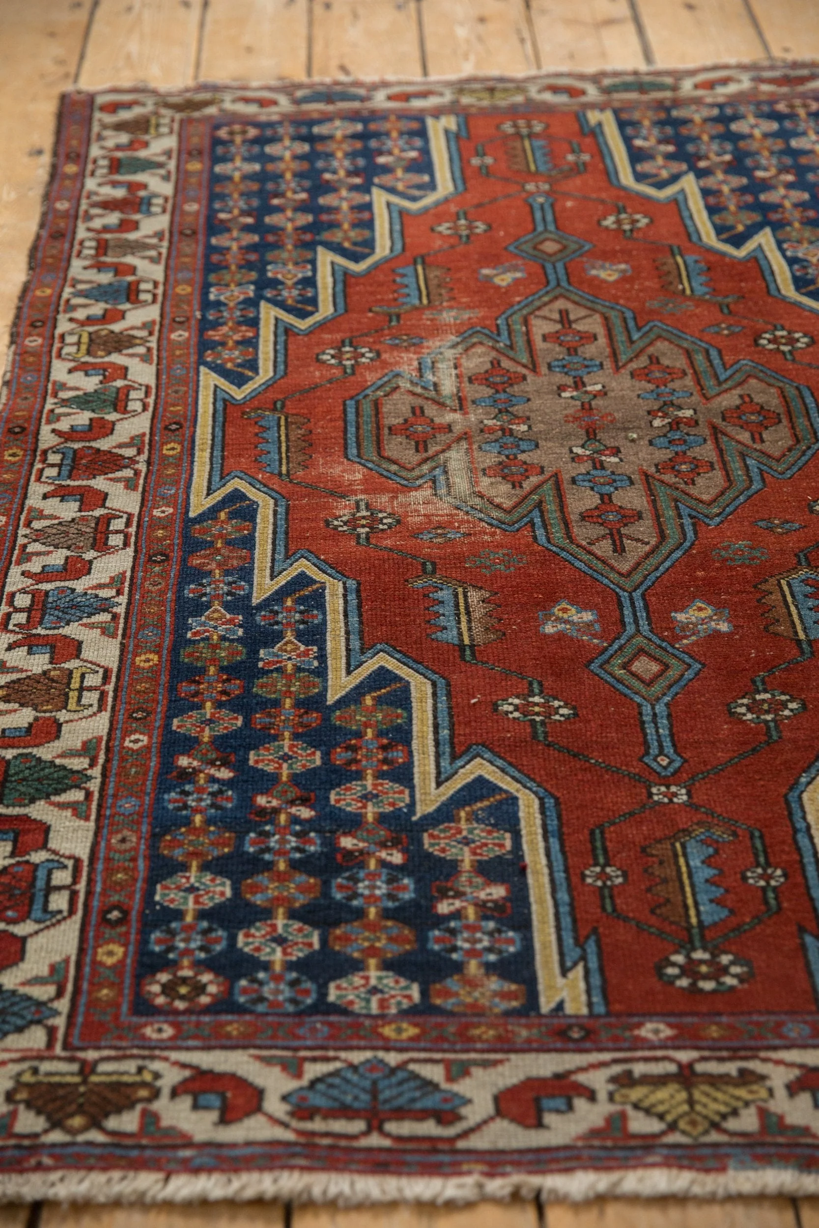 3.5x5 Vintage Fine Hamadan Rug - Image 6
