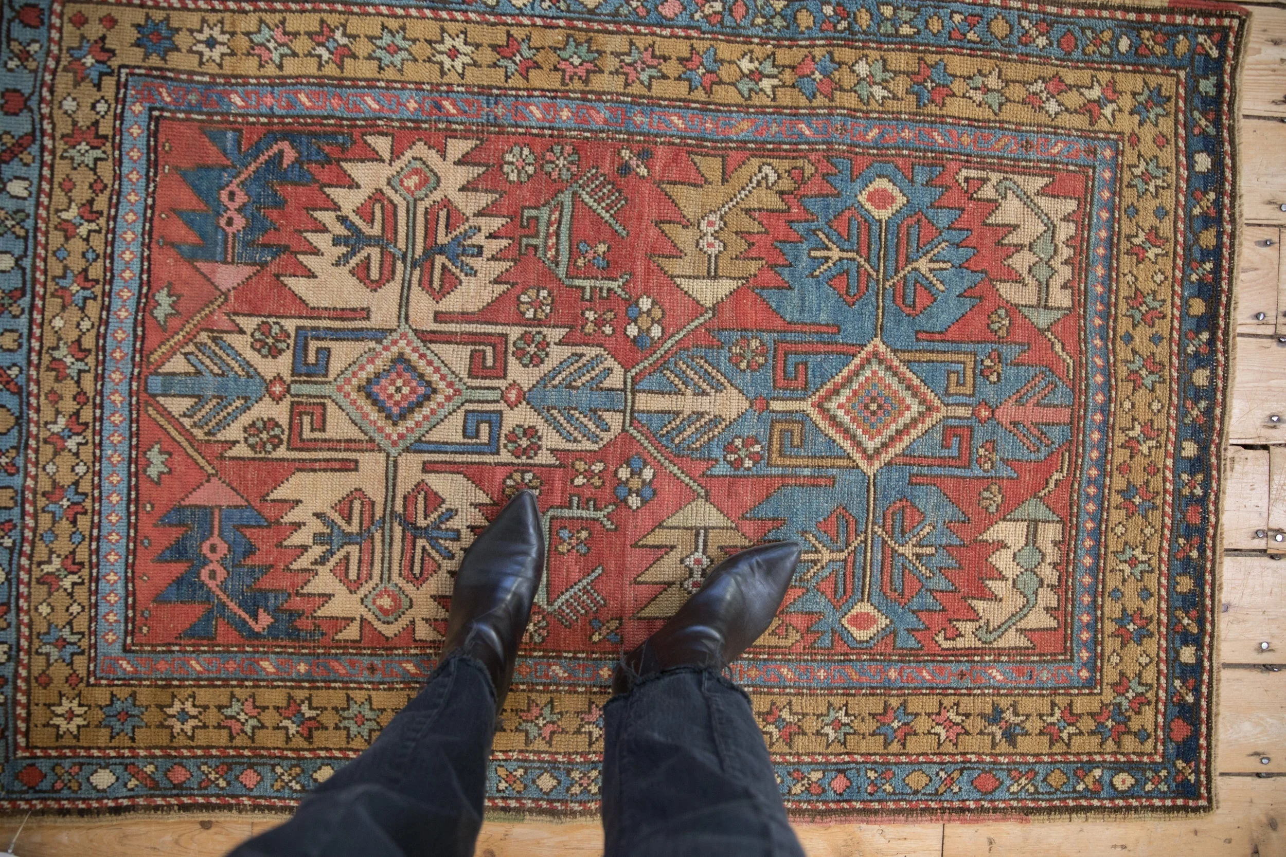3.5x5 Vintage Heriz Rug - Image 2