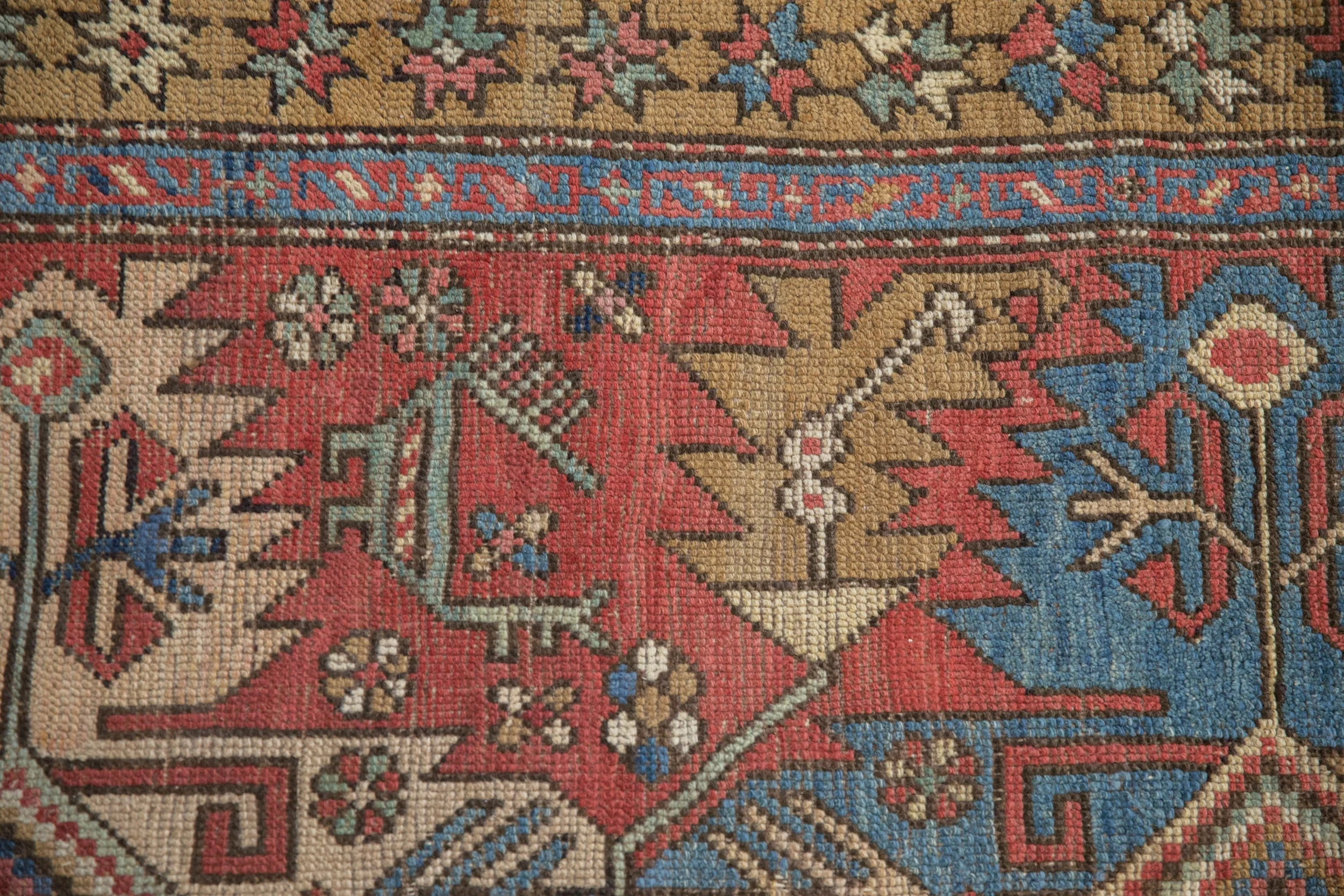 3.5x5 Vintage Heriz Rug - Image 3