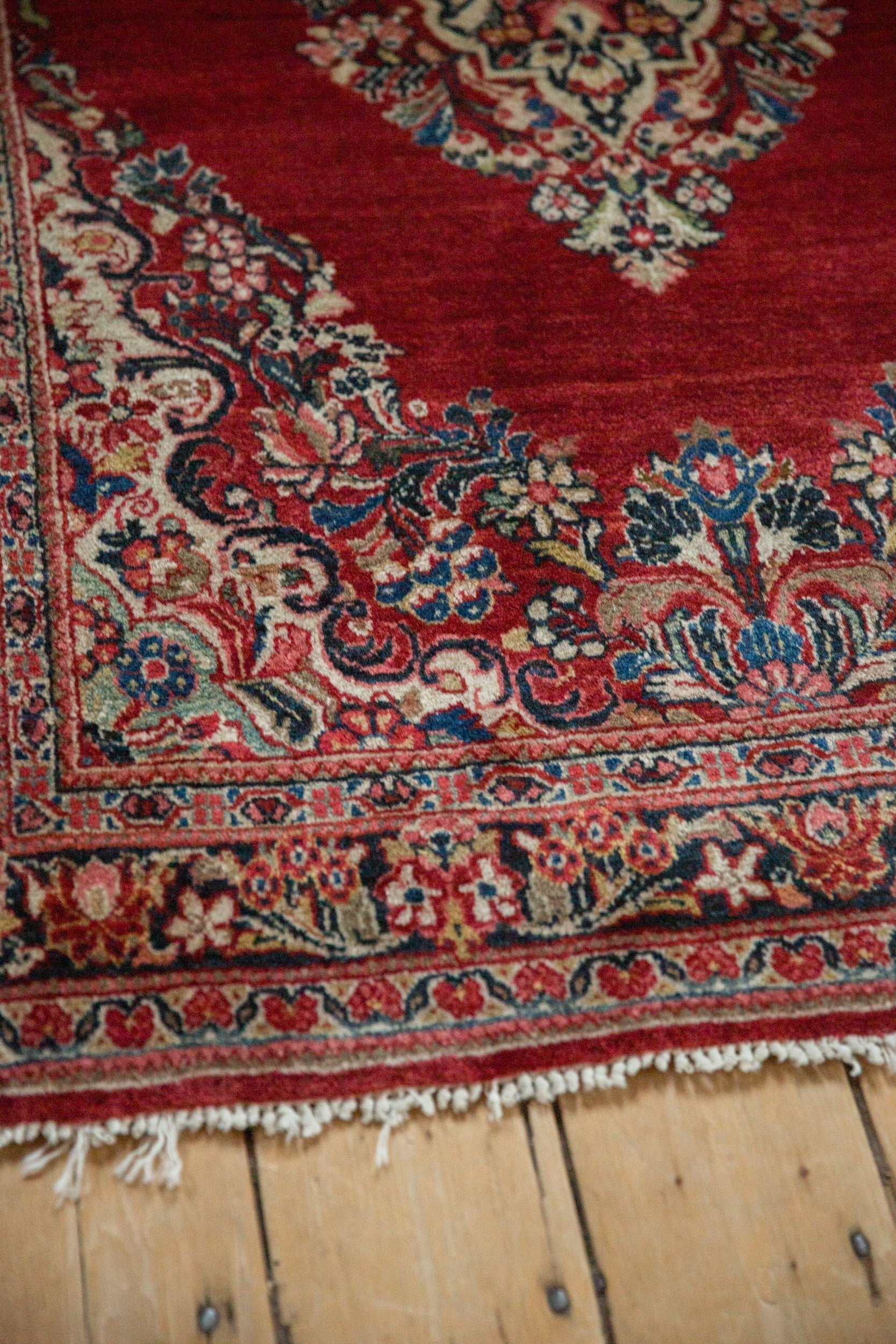 3.5x5 Vintage Sarouk Rug - Image 8