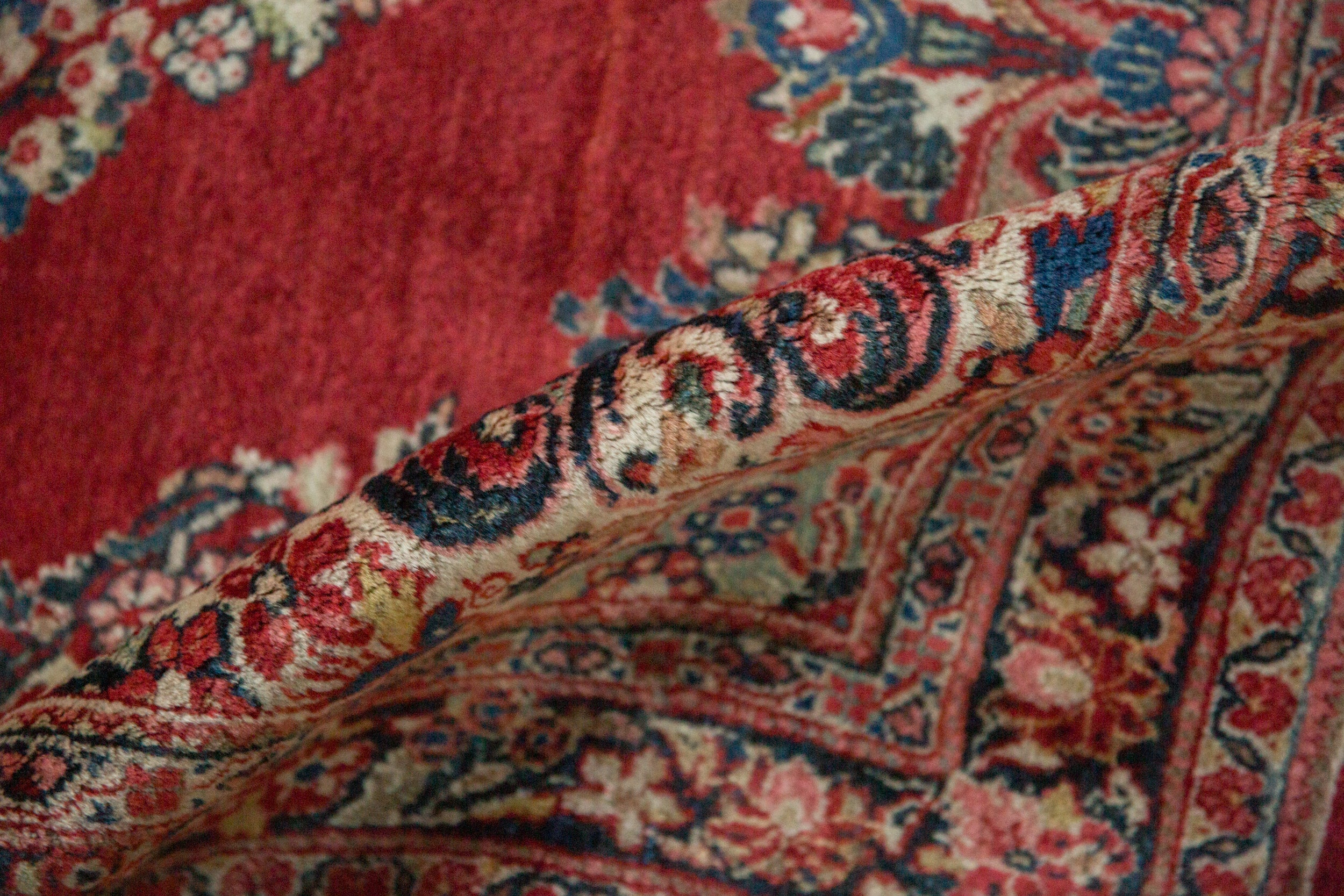 3.5x5 Vintage Sarouk Rug - Image 9