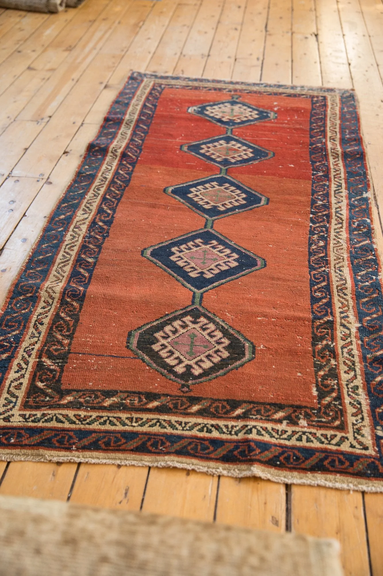 3.5x6.5 Antique Bakshaish Rug - Image 3