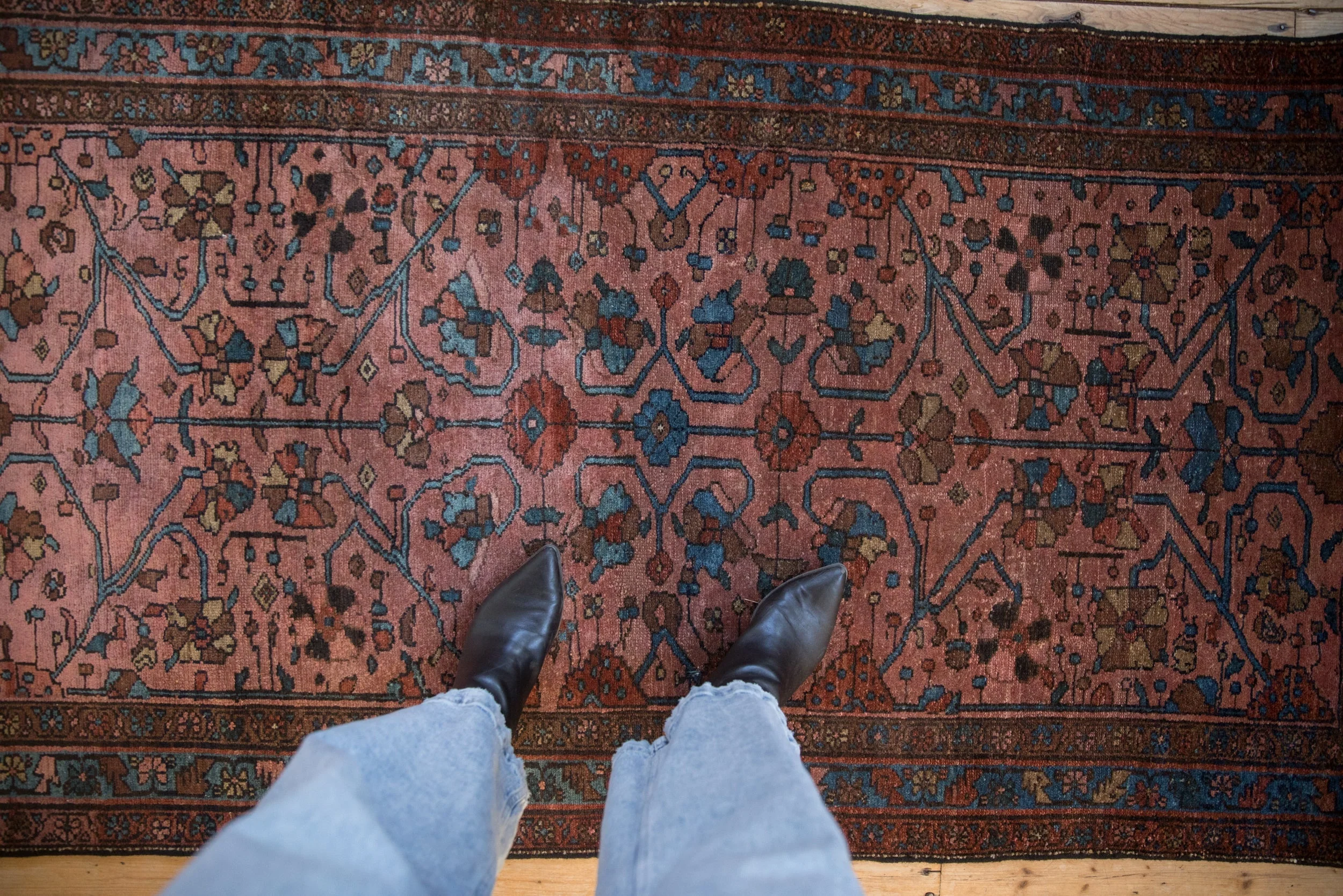 3.5x6.5 Antique Fine Lilihan Rug - Image 2