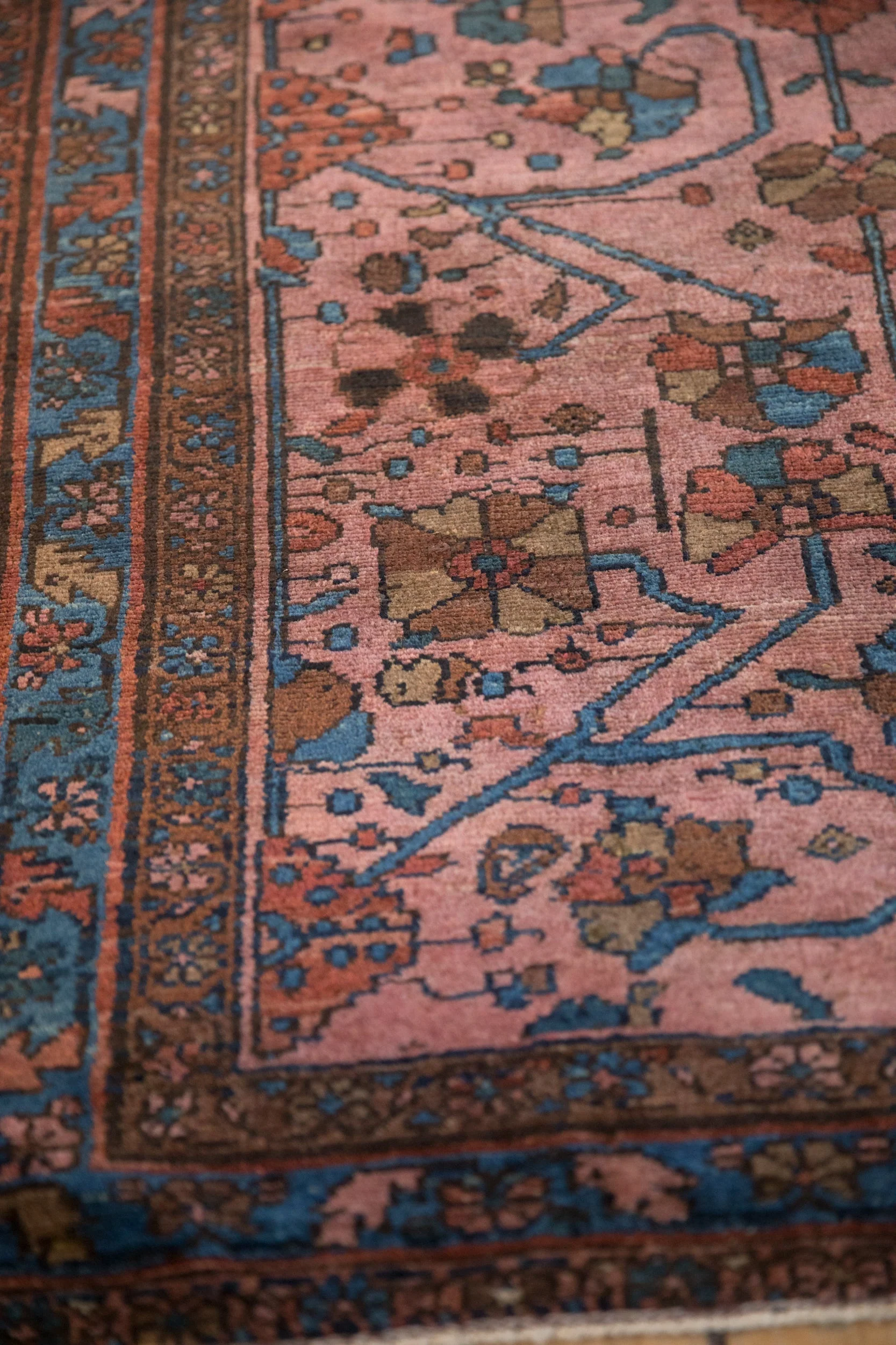 3.5x6.5 Antique Fine Lilihan Rug - Image 5