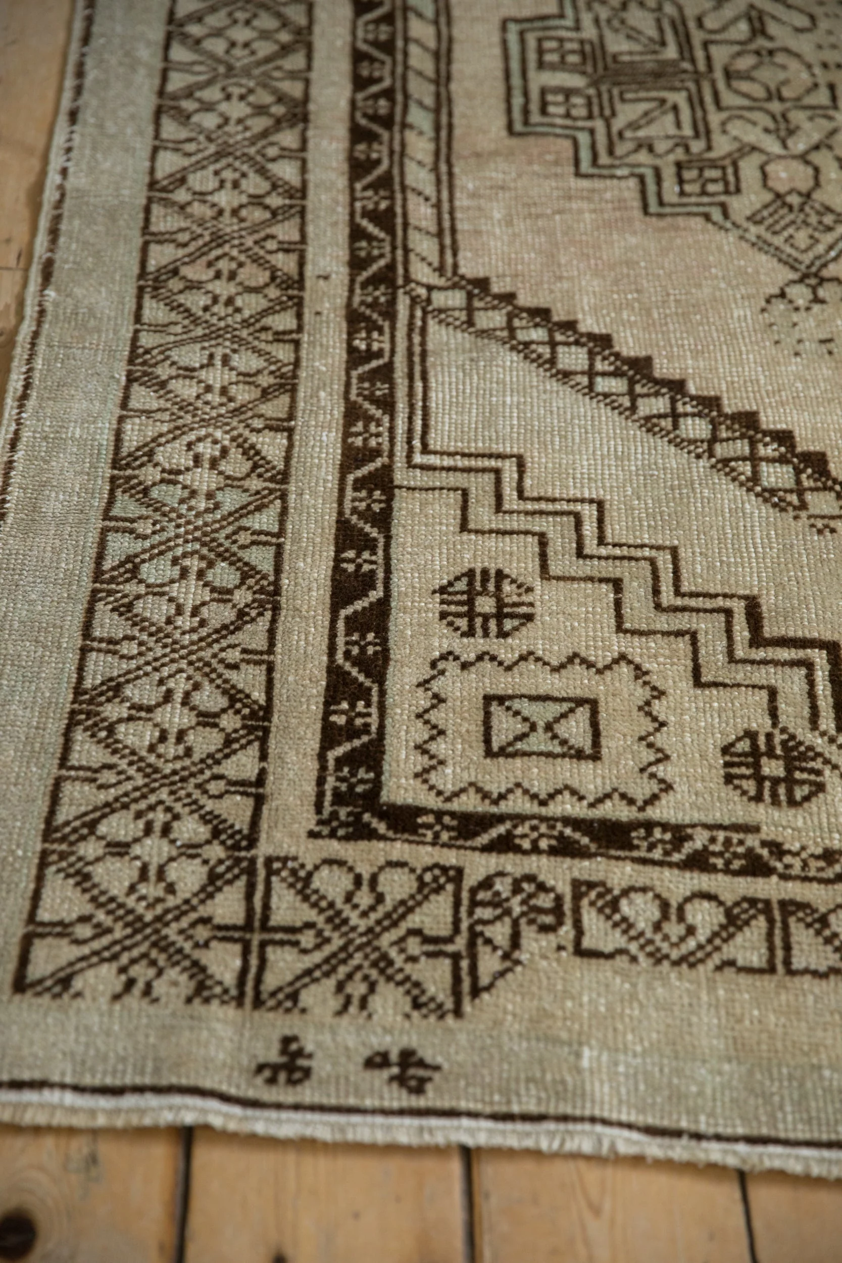 3.5x6.5 Vintage Distressed Oushak Rug - Image 5