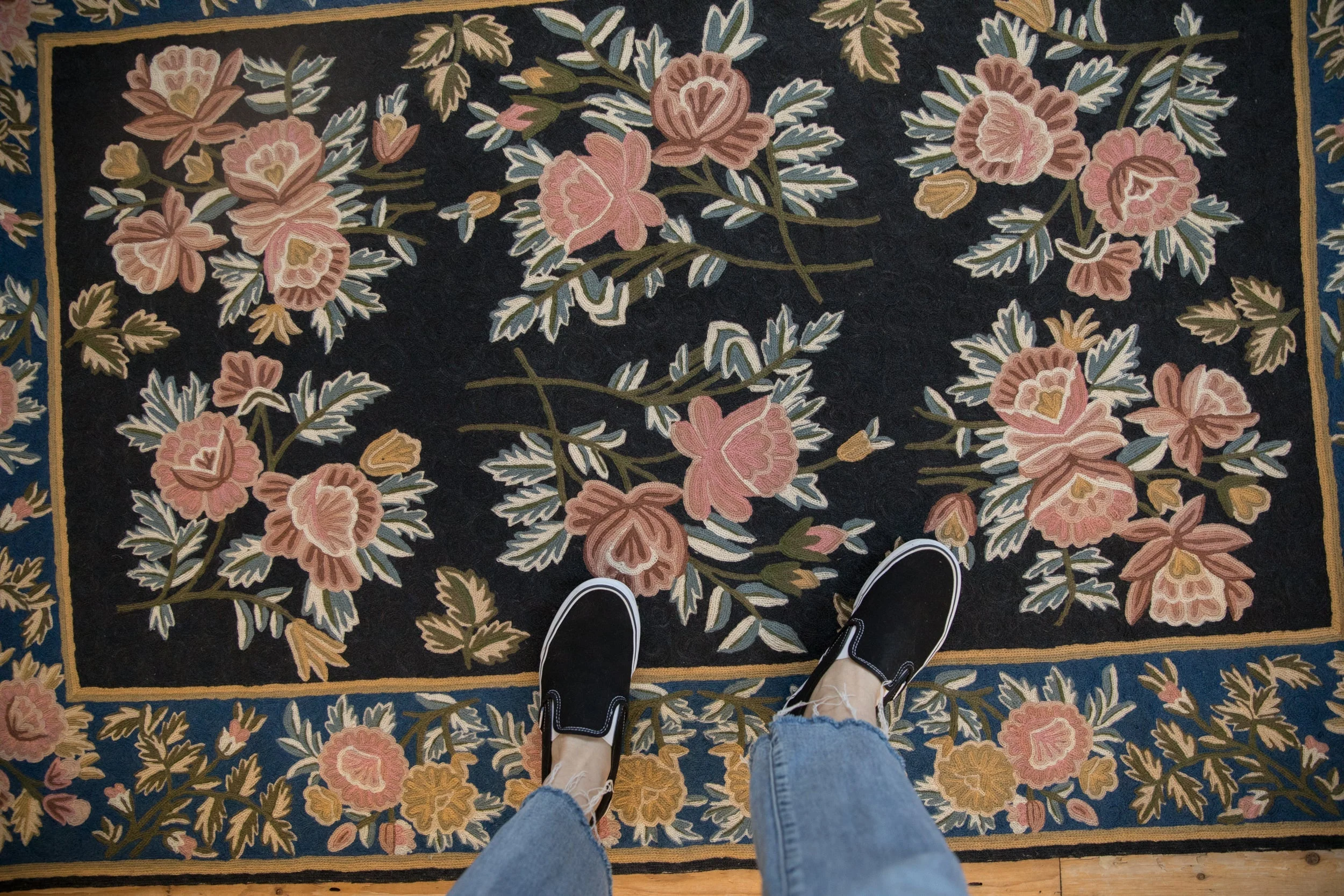 3.5x6 Vintage Chainstitch Rug - Image 2