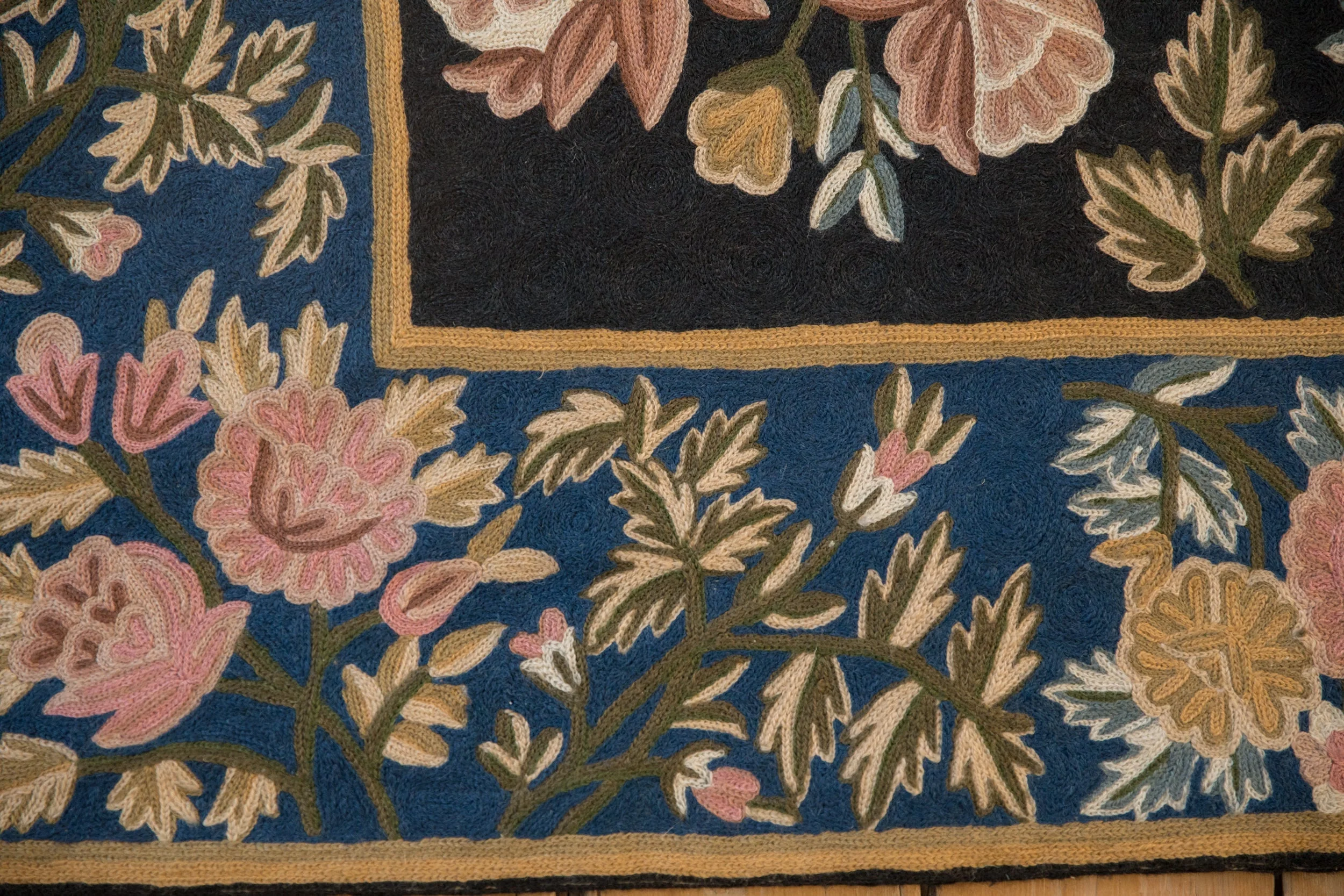 3.5x6 Vintage Chainstitch Rug - Image 7