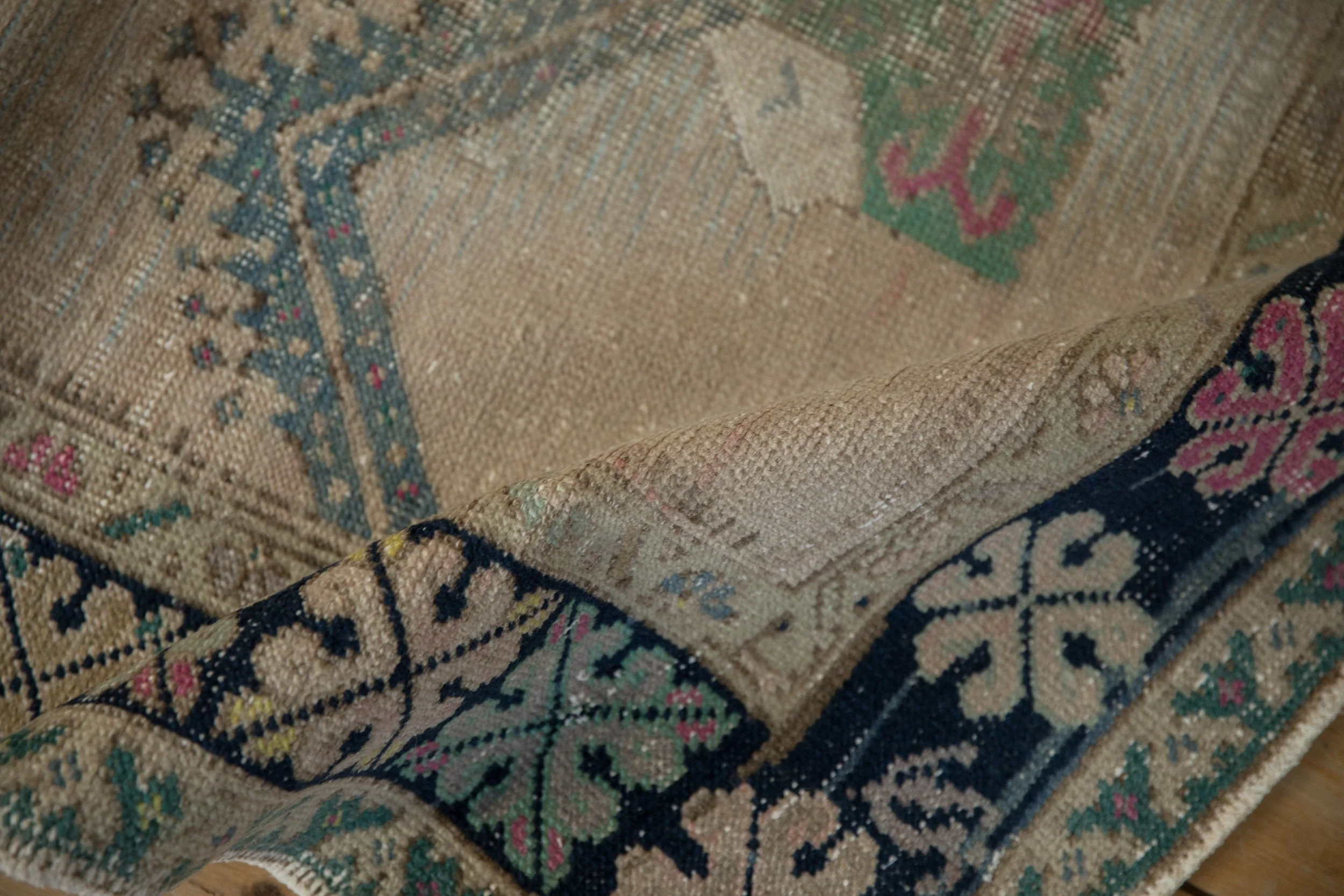 3.5x6 Vintage Distressed Oushak Rug - Image 8