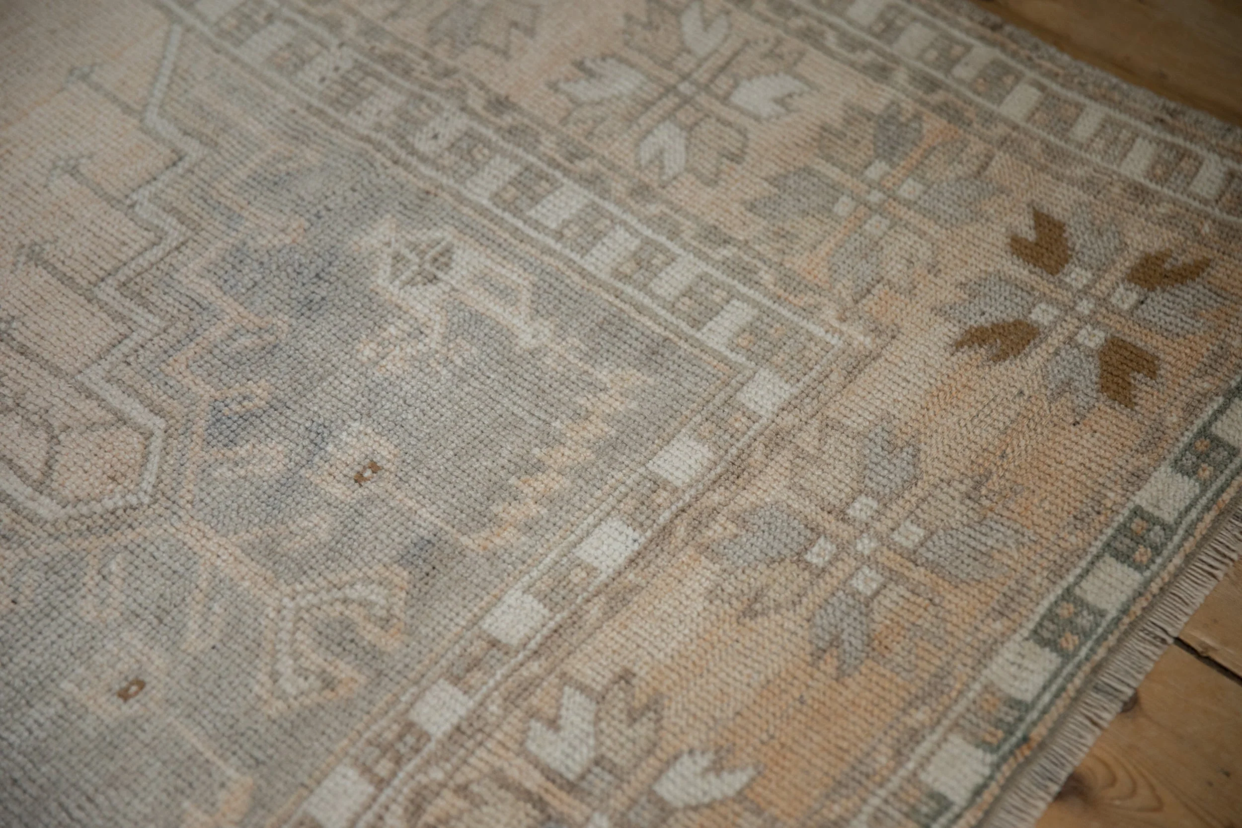 3.5x6 Vintage Distressed Oushak Rug - Image 9