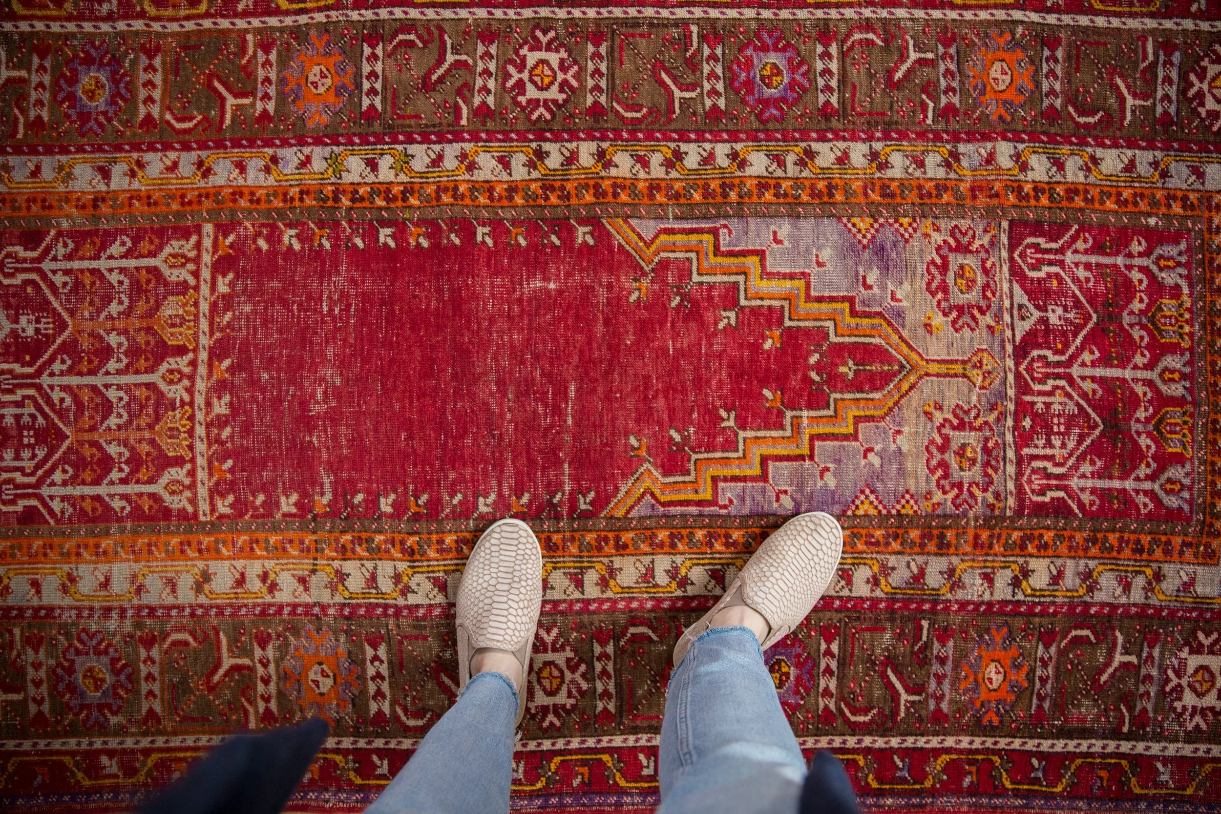 3.5x7 Vintage Ghiordes Rug Runner - Image 2
