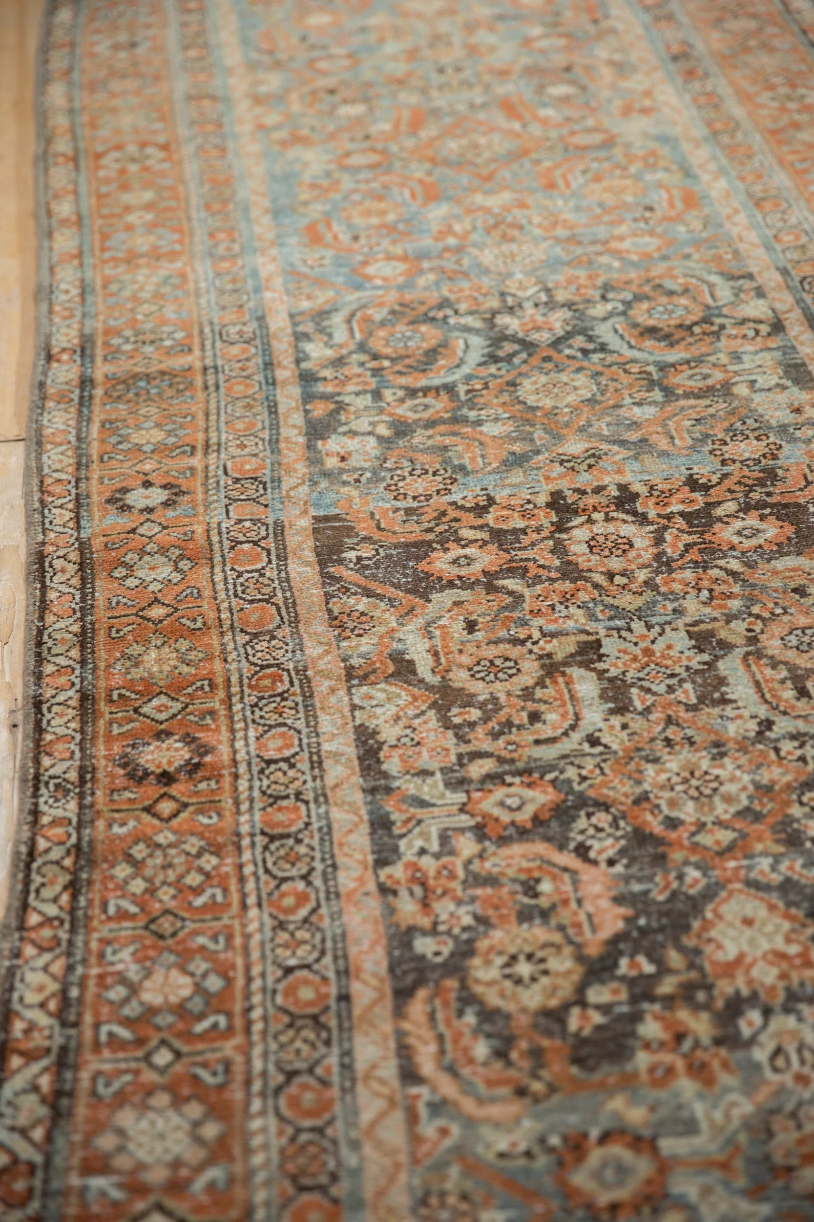 3.5x9.5 Vintage Distressed Malayer Rug Runner - Image 8