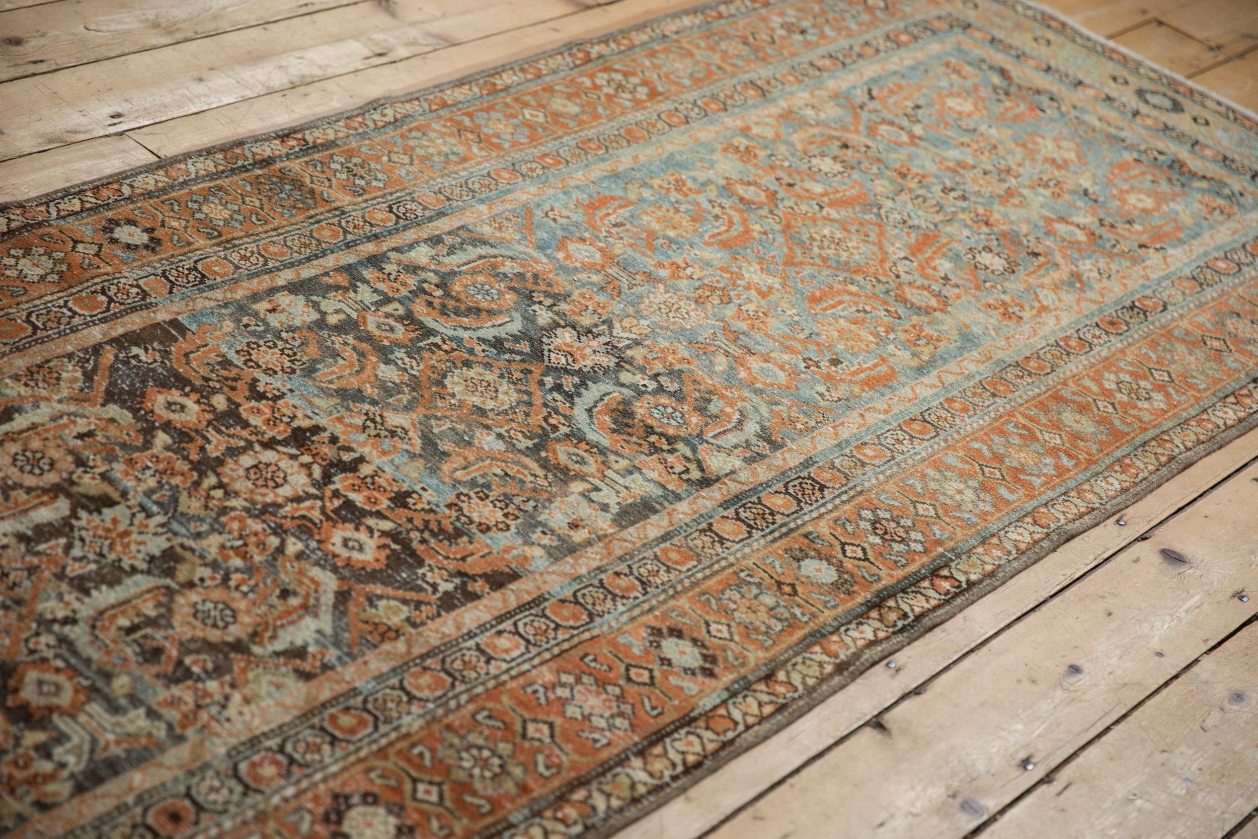 3.5x9.5 Vintage Distressed Malayer Rug Runner - Image 9