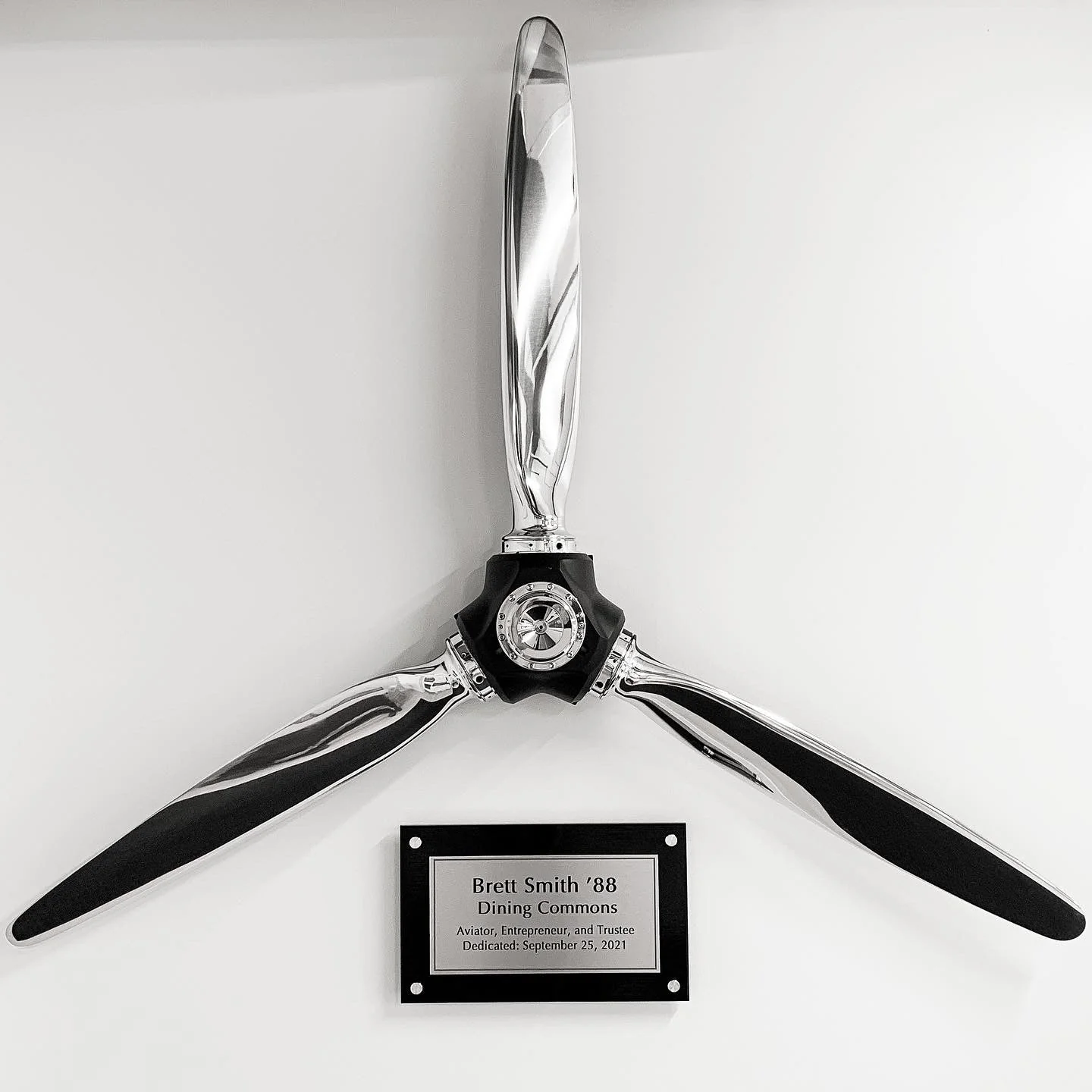 3-Bladed McCauley Mirror High Polished Airplane Propeller Wall Sculpture - Image 9