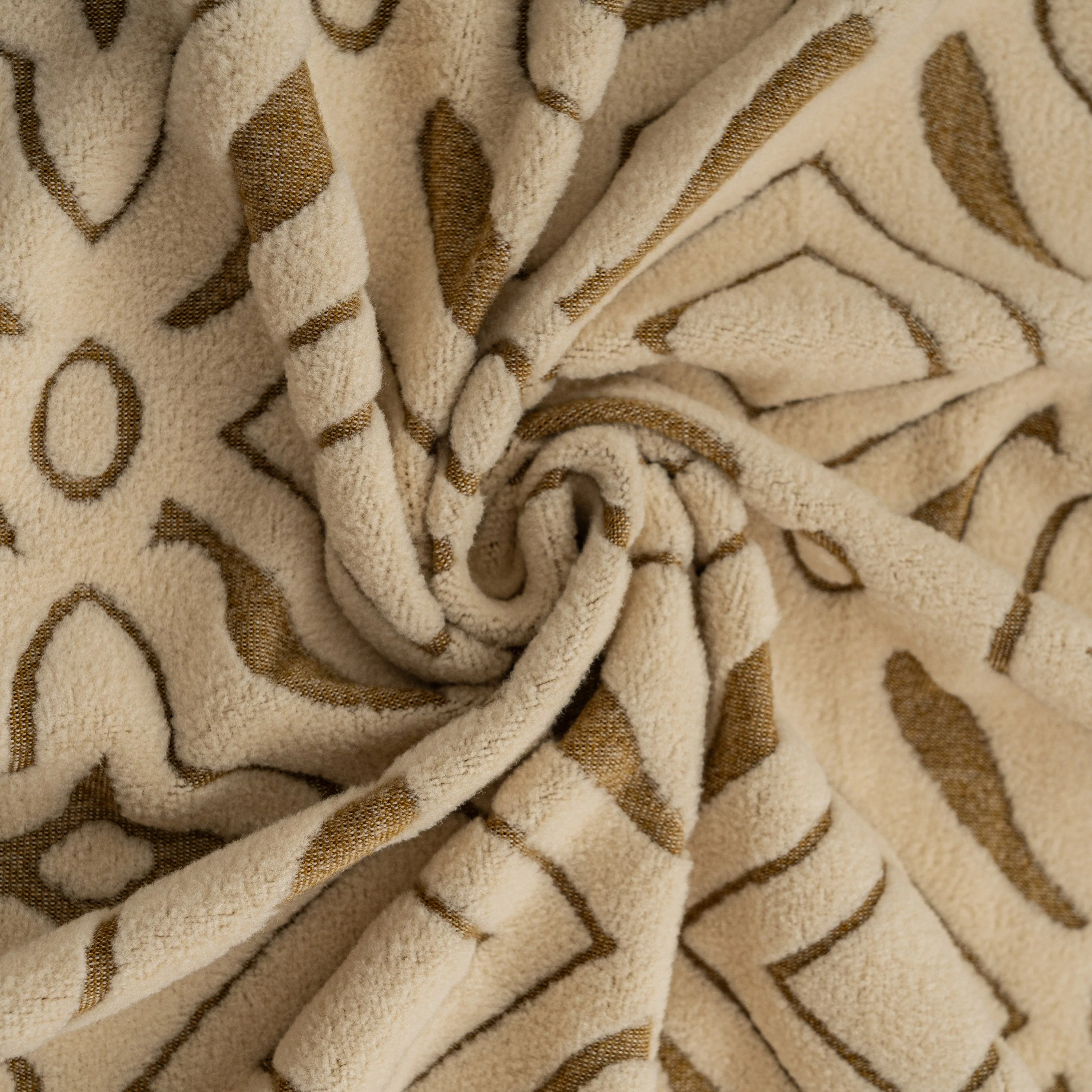 3D Jacquard Geometric Sofa Cover, High Stretch Soft Polar Fleece Slipcover for Couch - Image 10