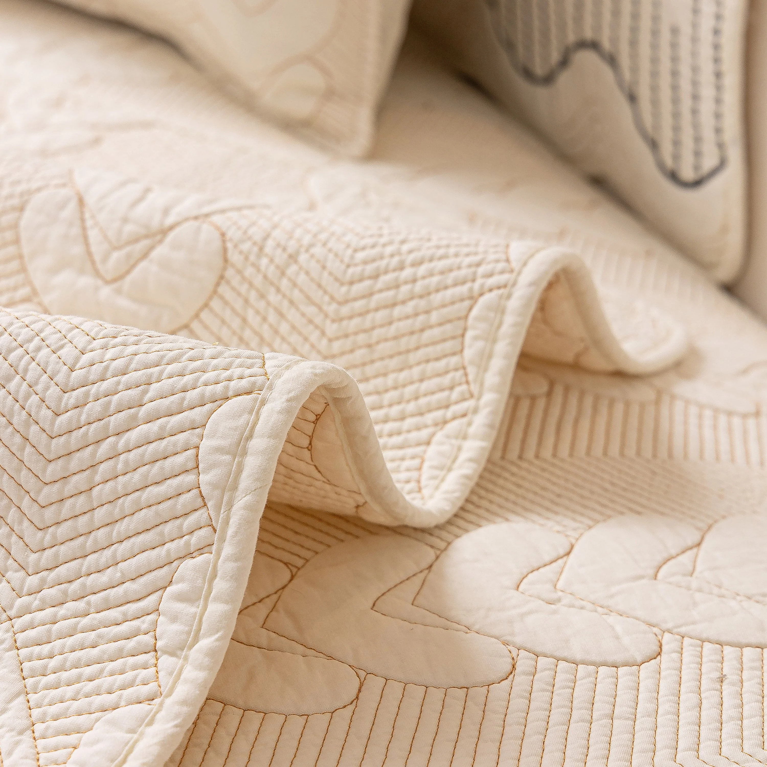 3D Quilted Thick Cotton Sofa Cover Non-Slip Couch Throw for Fabric & Leather Sofas - Image 7