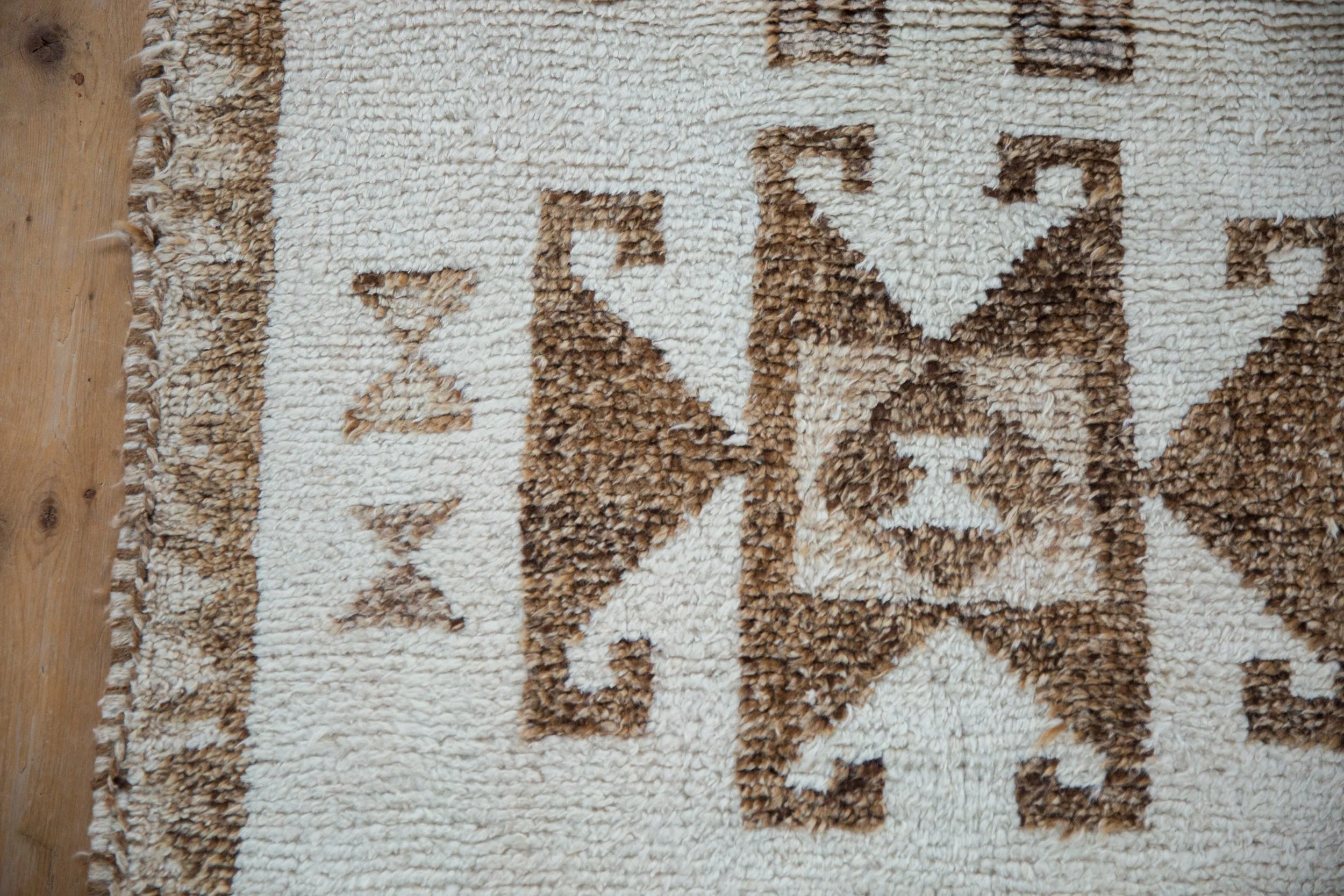 3x11.5 Vintage Distressed Kurd Rug Runner - Image 5
