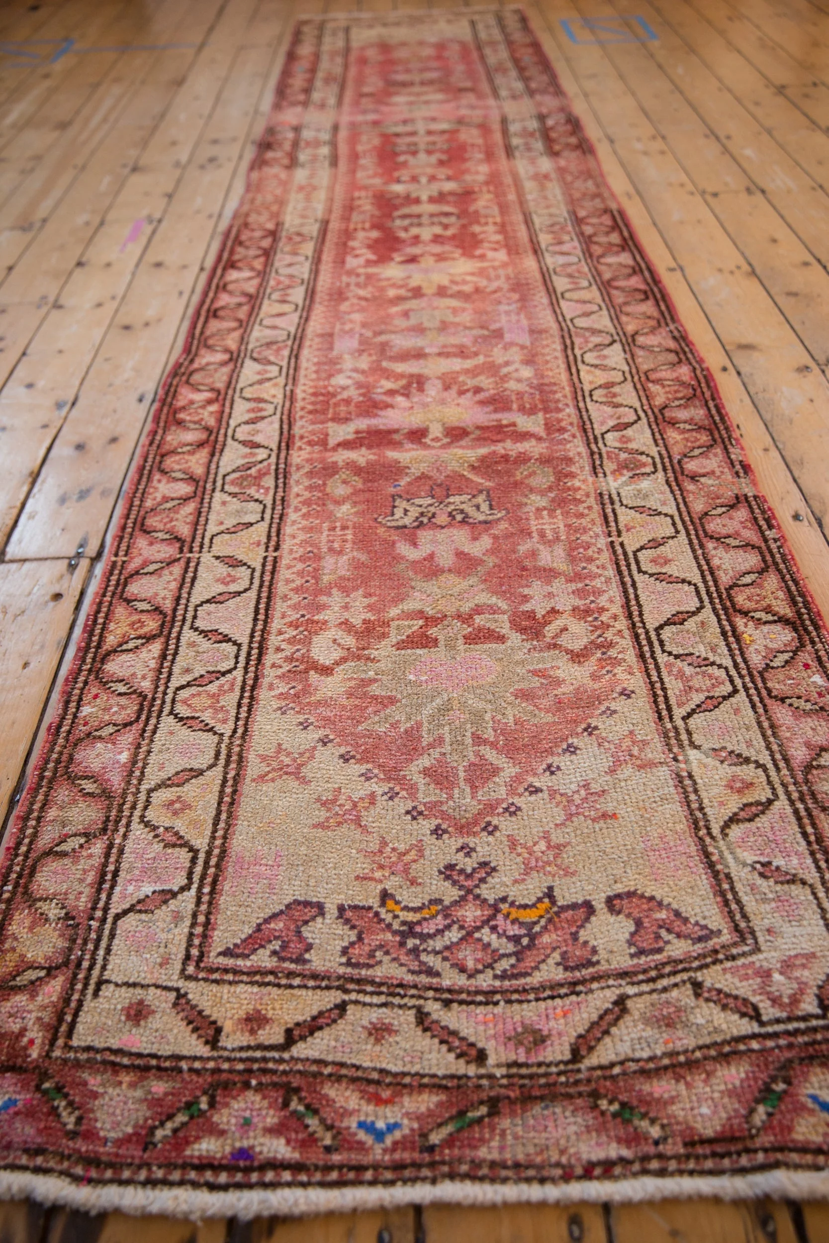 3x13.5 Vintage Distressed Kurd Rug Runner - Image 5