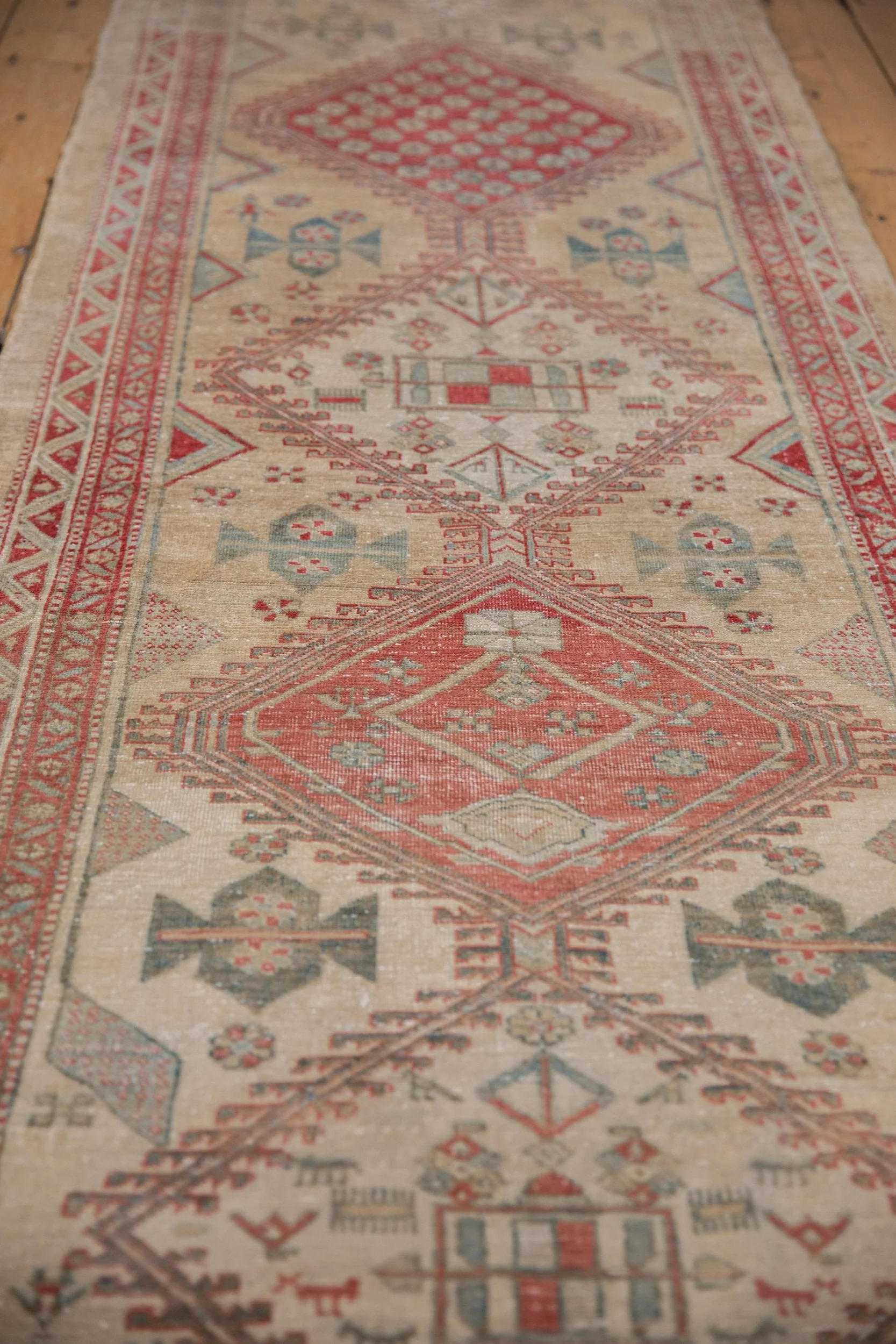 3x13.5 Vintage Distressed Serab Rug Runner - Image 4