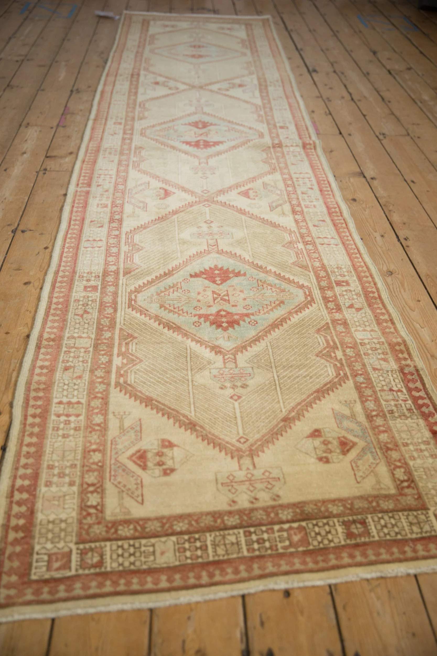3x13 Vintage Distressed Serab Rug Runner - Image 3