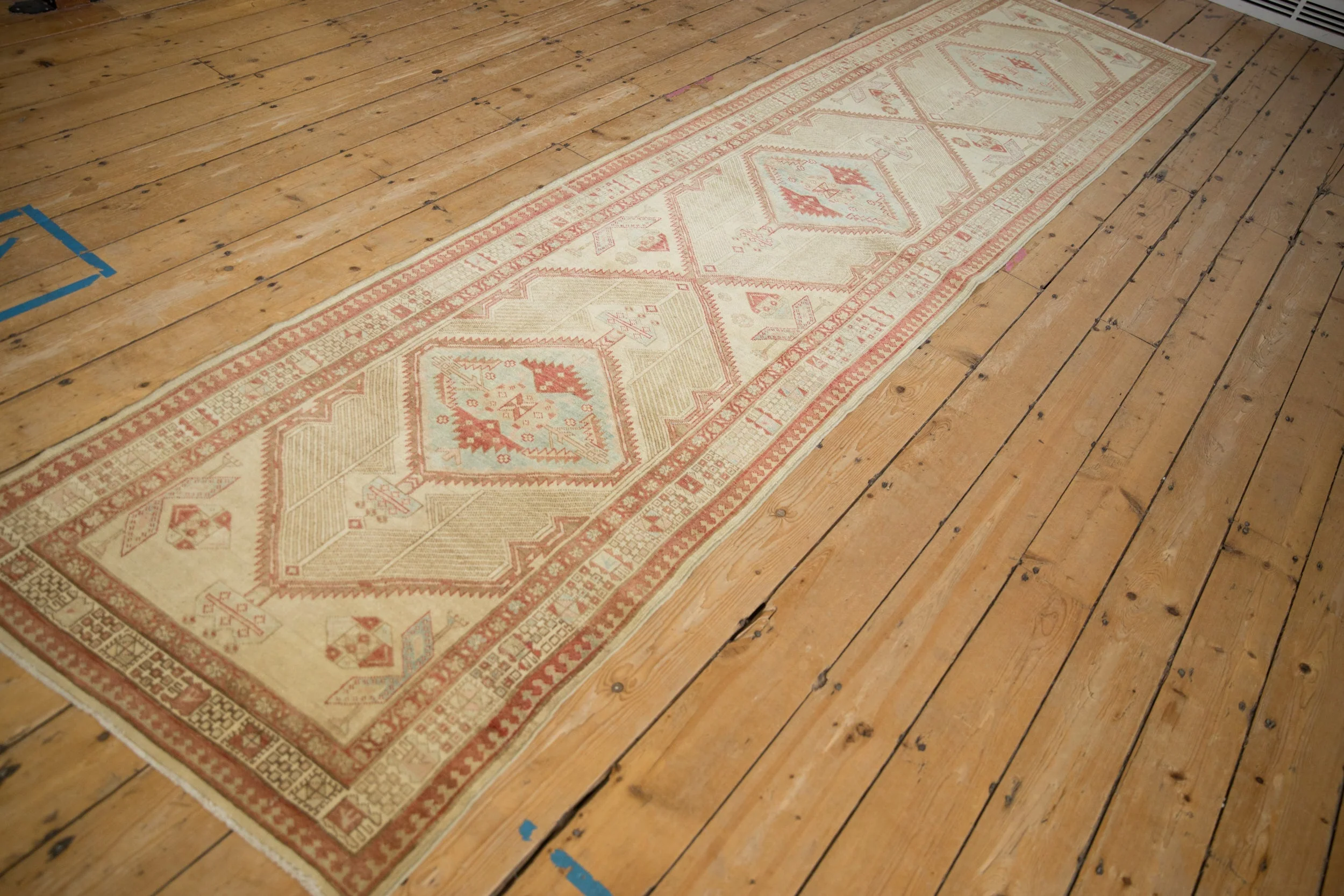 3x13 Vintage Distressed Serab Rug Runner - Image 6