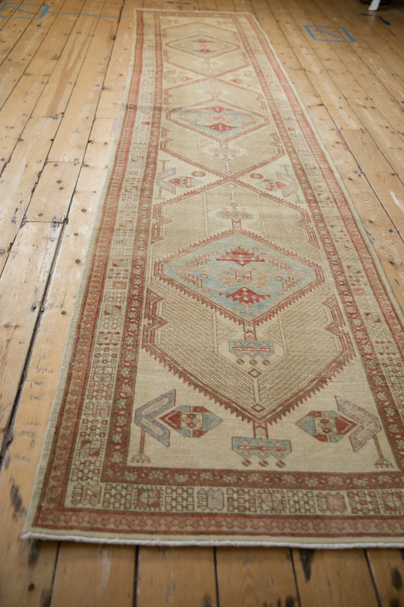 3x13 Vintage Distressed Serab Rug Runner - Image 8