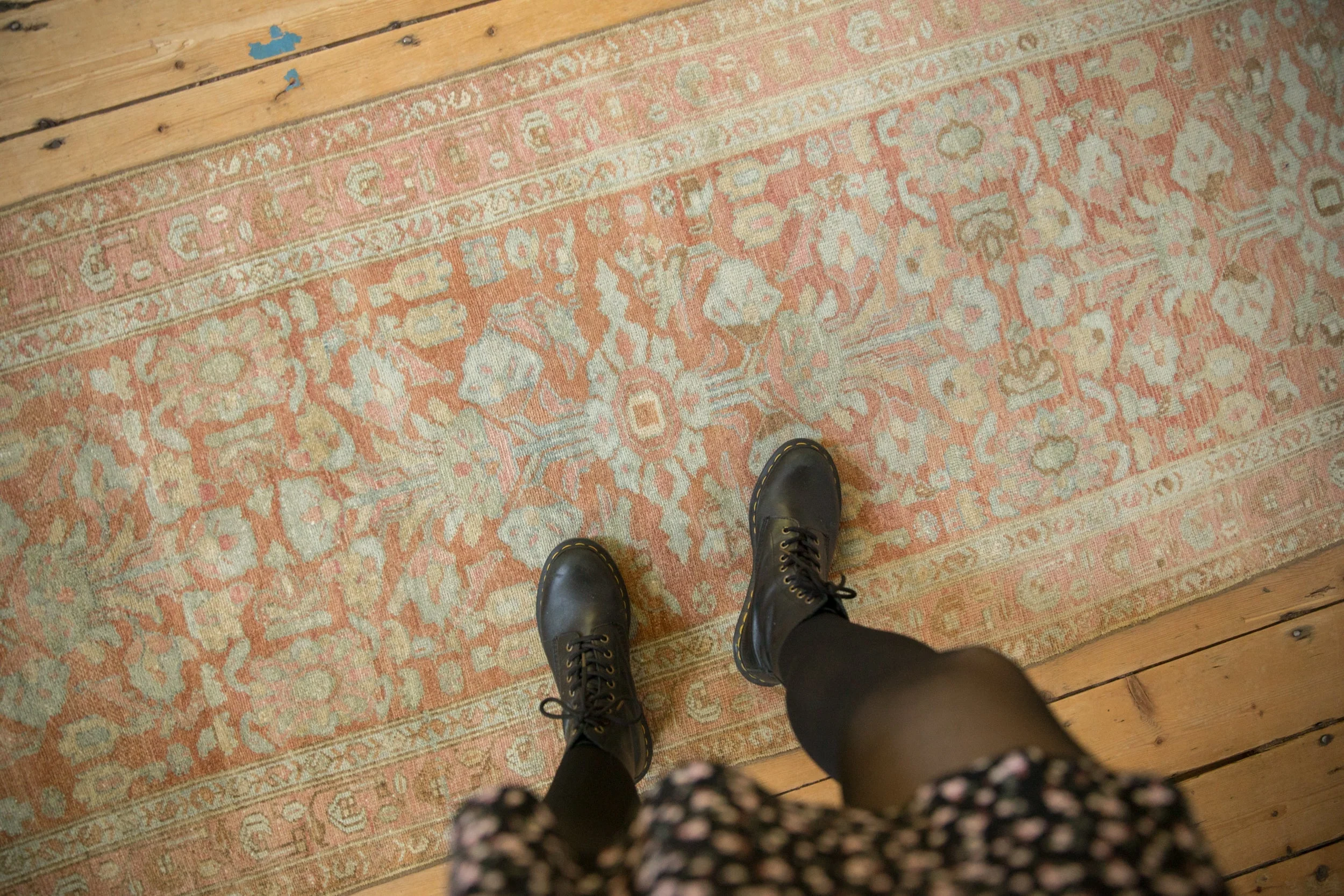 3x16.5 Vintage Distressed Lilihan Rug Runner - Image 2