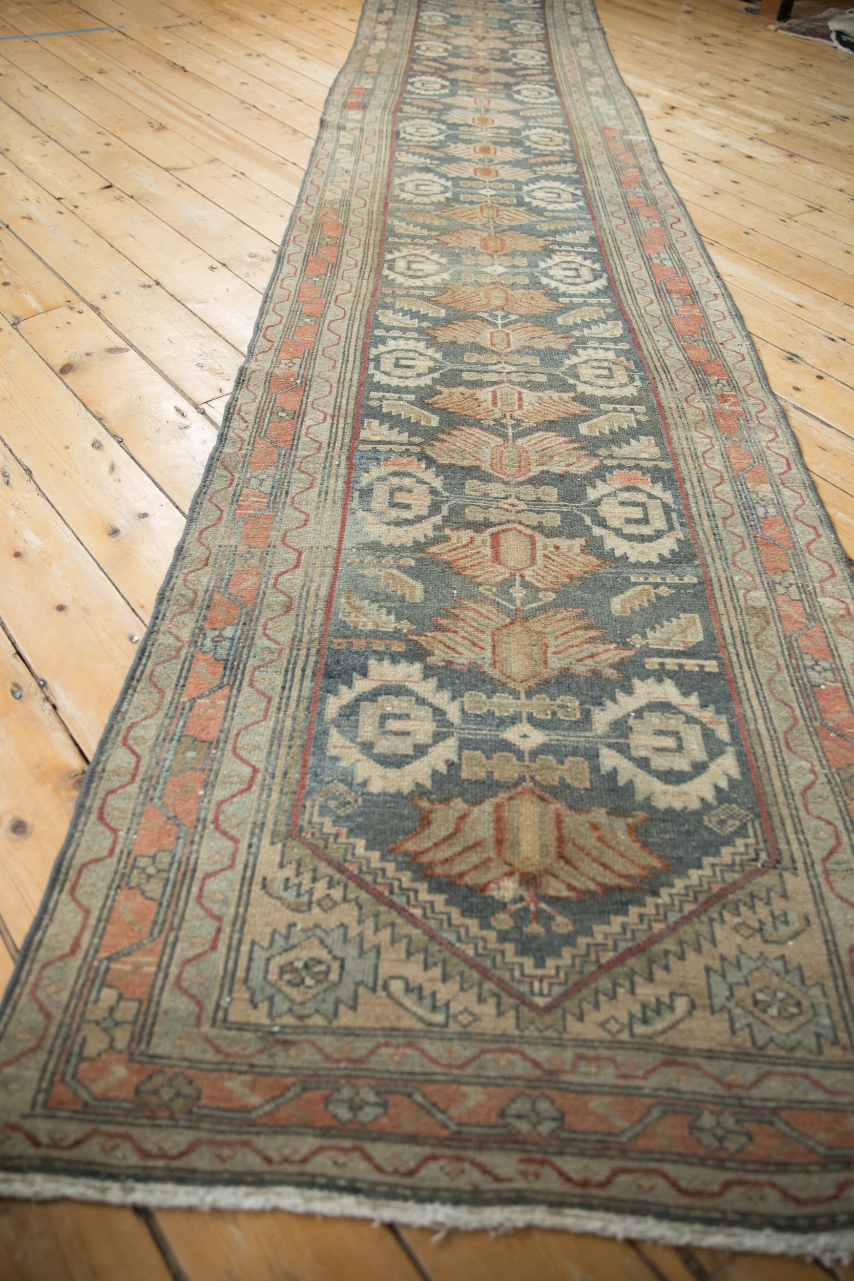 3x16 Vintage Distressed Malayer Rug Runner - Image 6