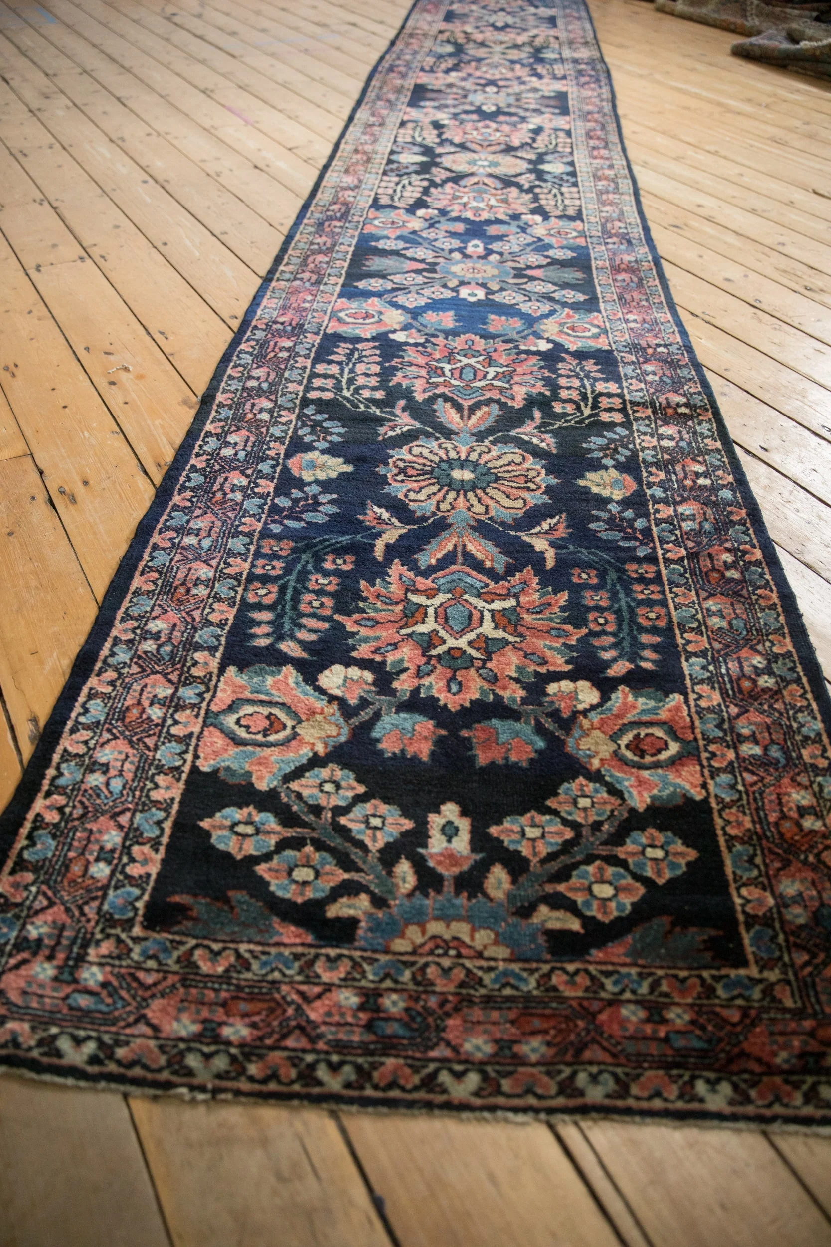 3x20 Vintage Lilihan Rug Runner - Image 7