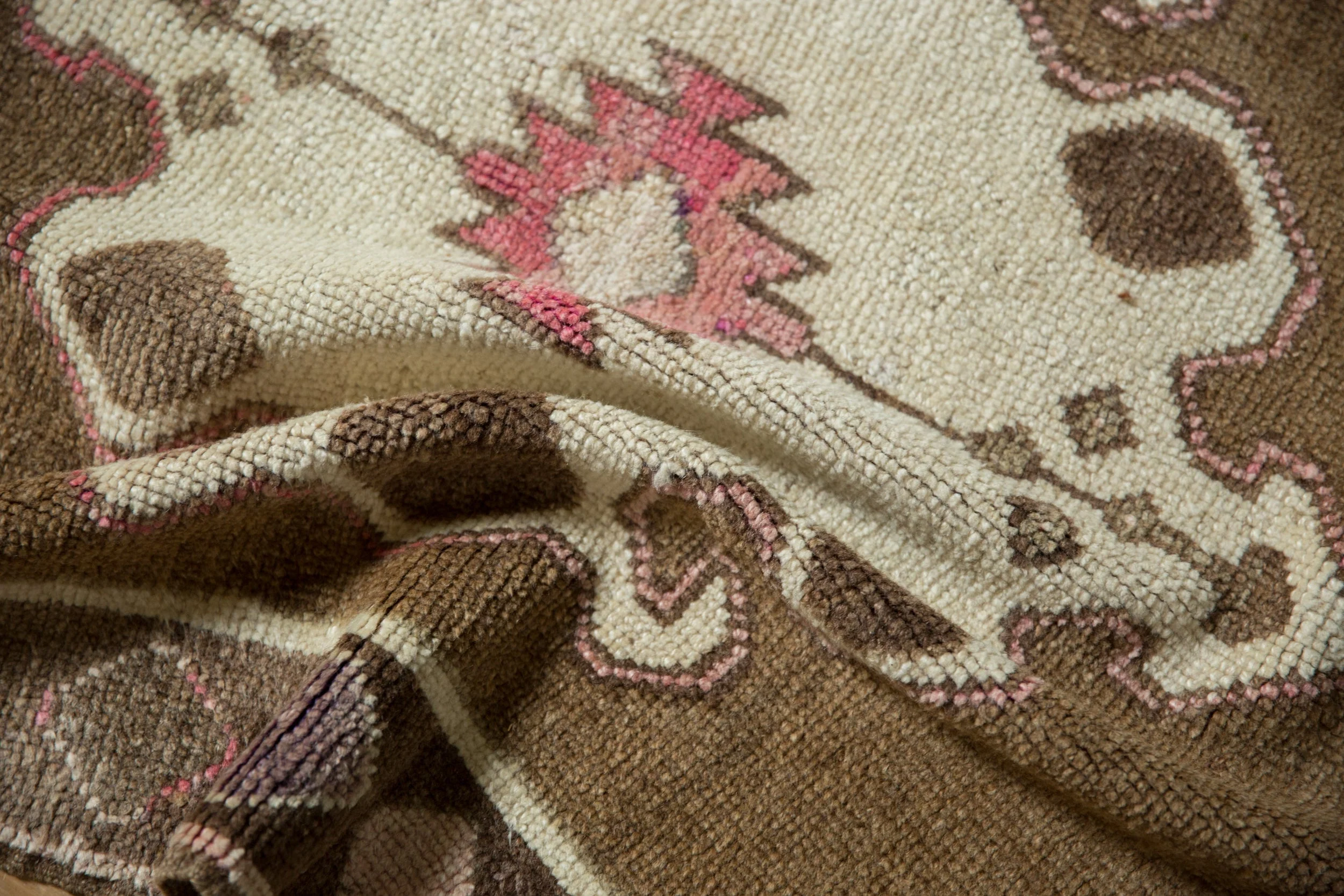 3x4.5 Vintage Distressed Kars Rug - Image 9