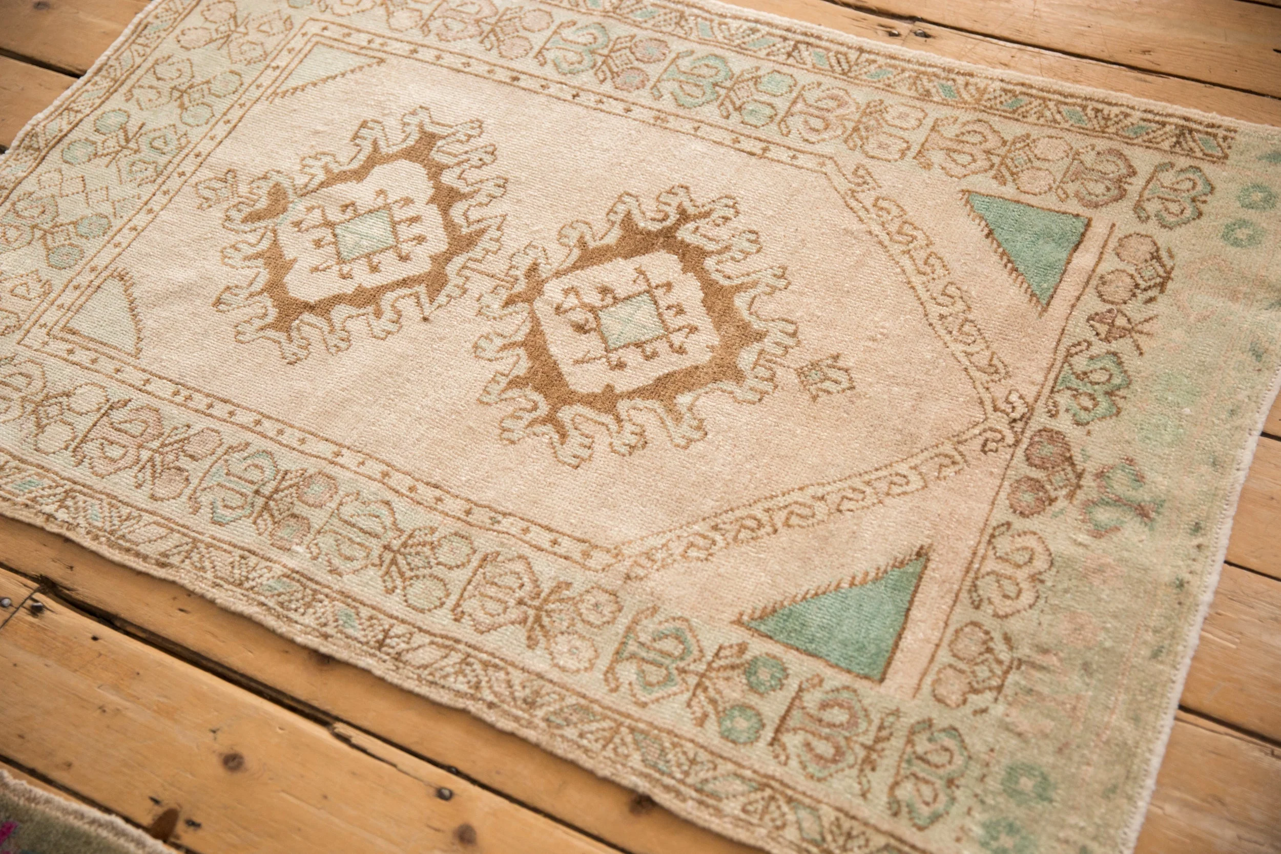 3x4.5 Vintage Distressed Oushak Rug - Image 7